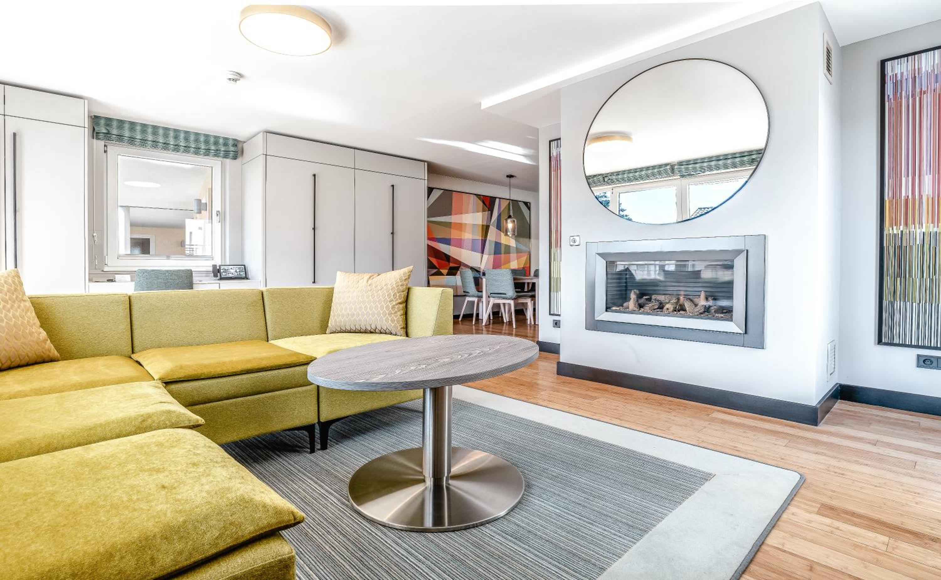 One-Bedroom Apartment - Land Side