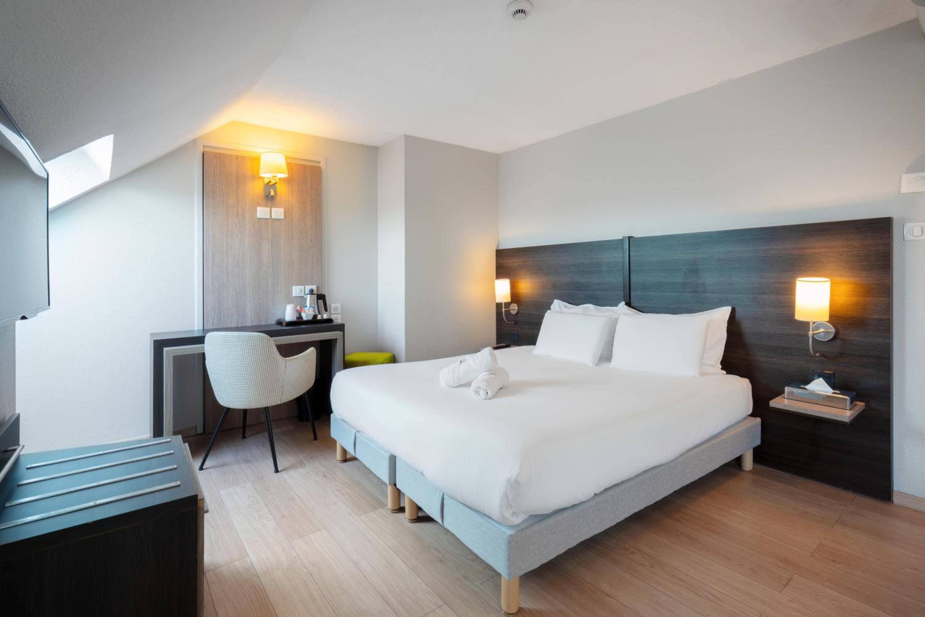 Triple Room - 1 Double Bed 1 Single Bed - Photo 4