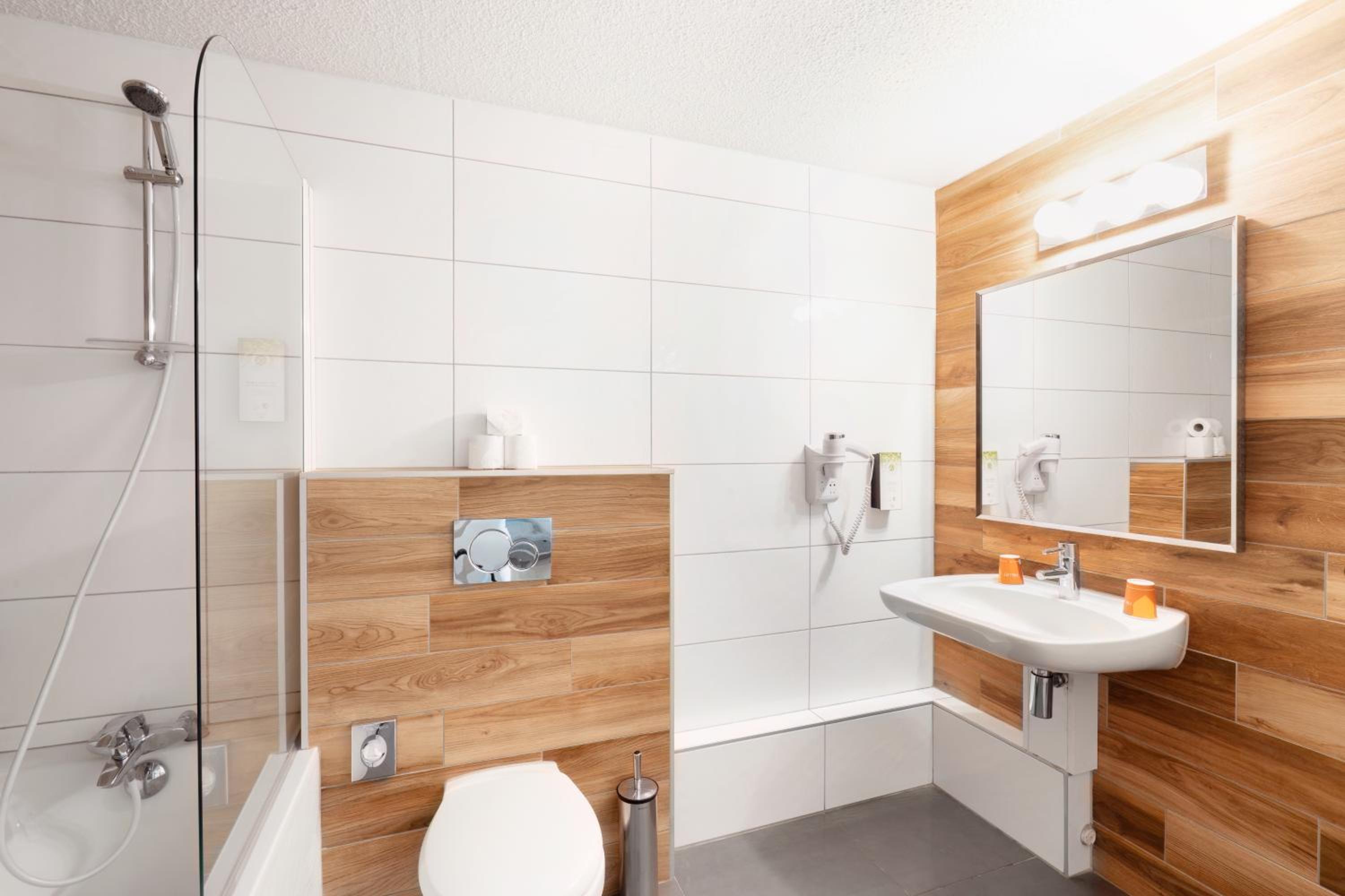 Superior Room - 1 Double Bed - Photo 4