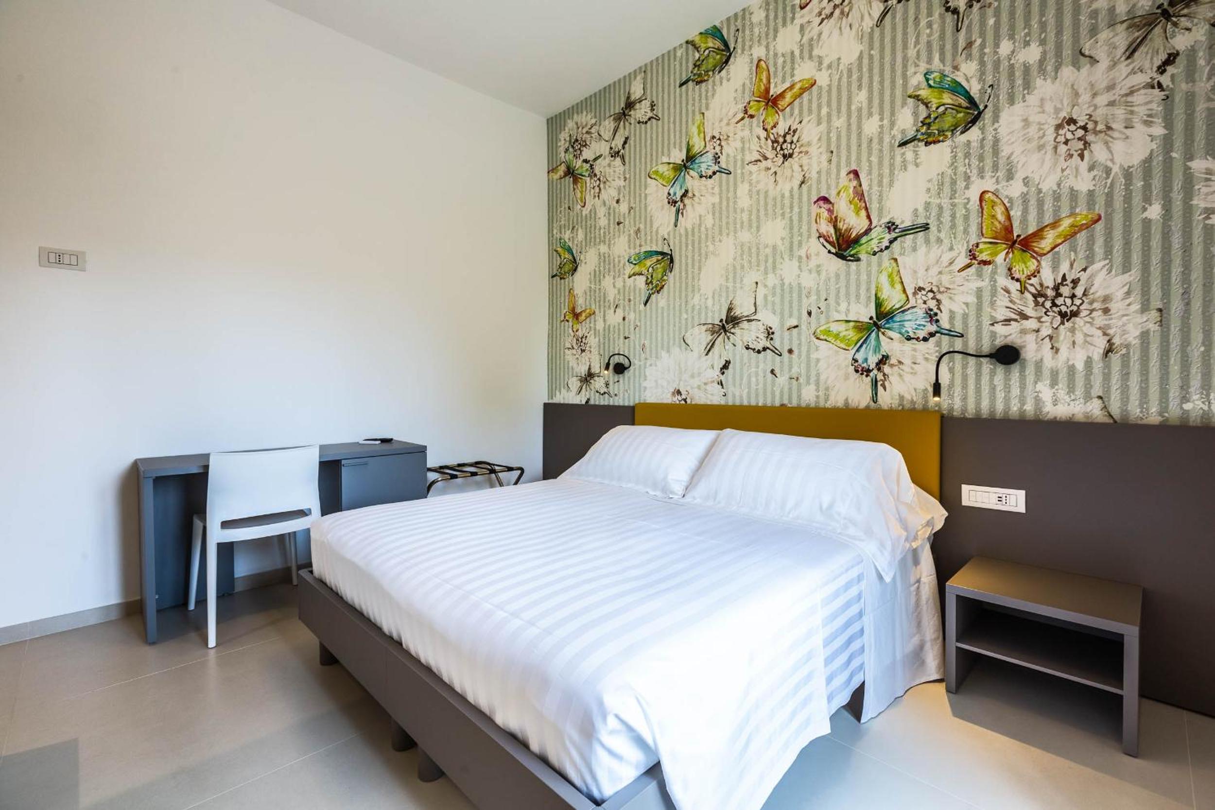 Double Room with Balcony photo 2