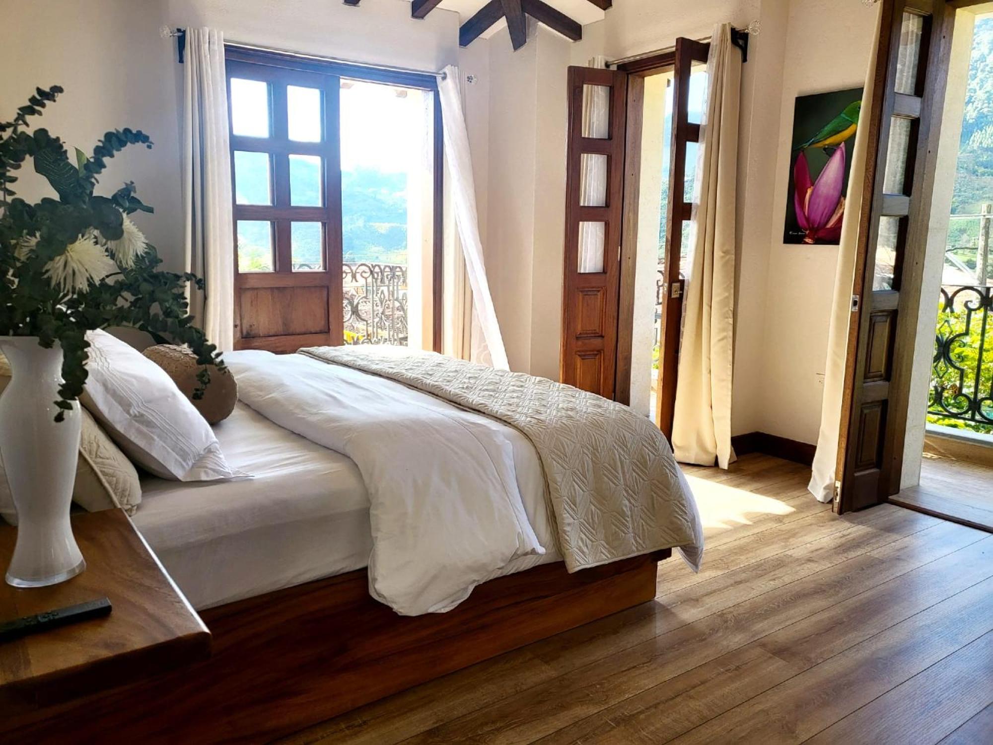 Suite with Balcony photo 1