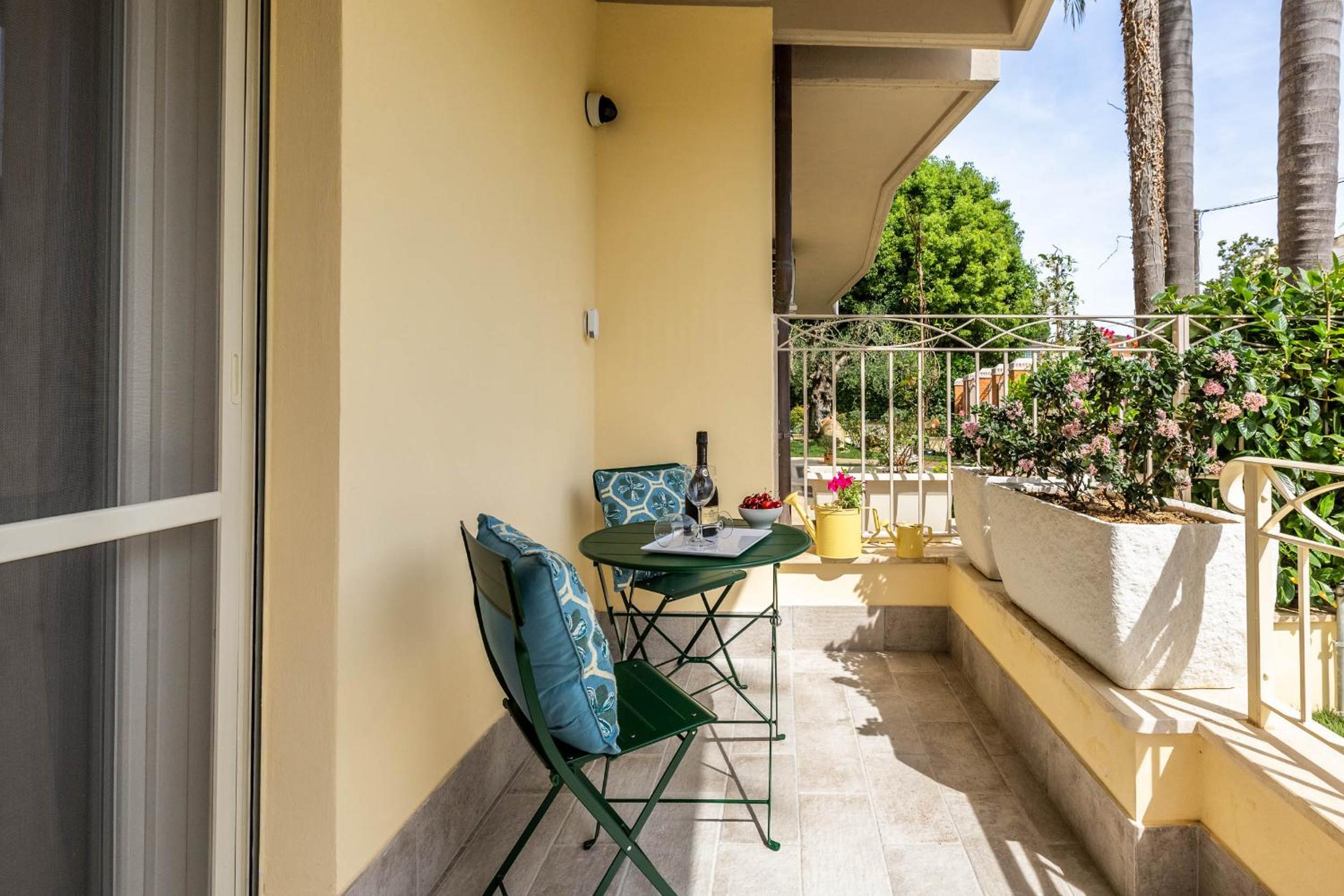 Double Room with Balcony photo 2