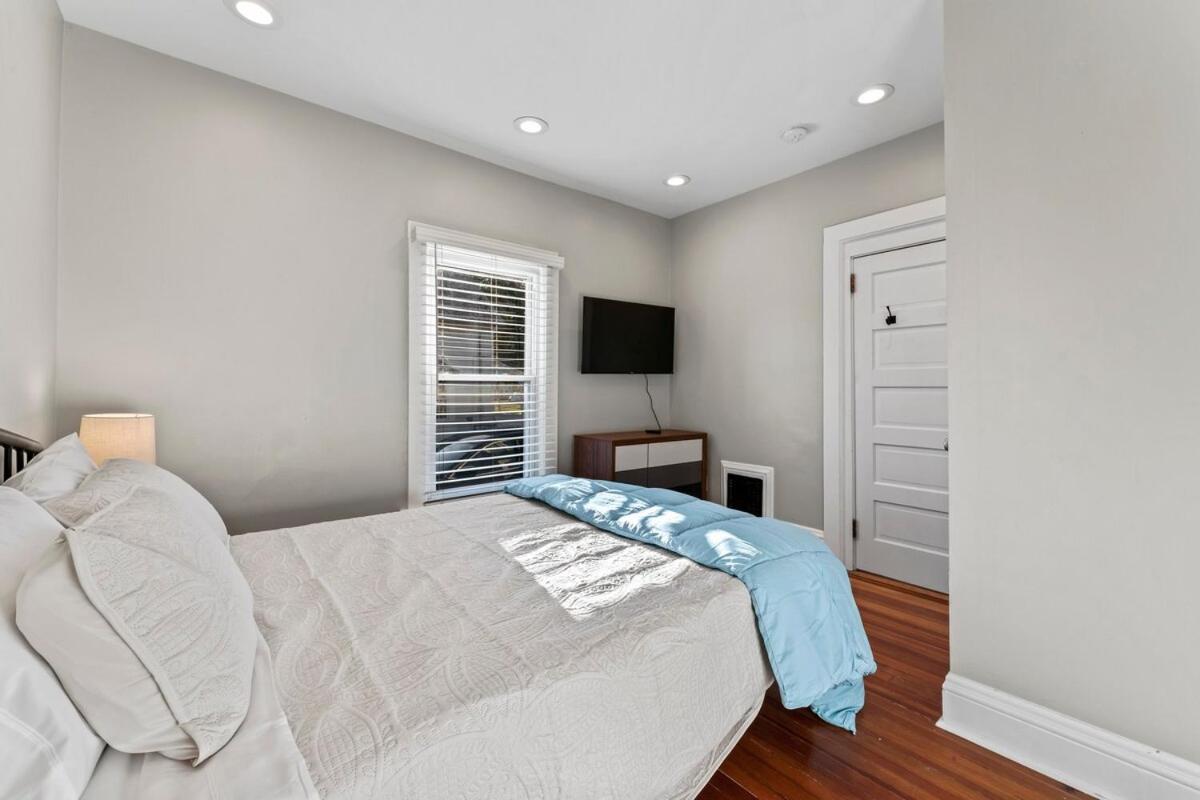 Apartment photo 2