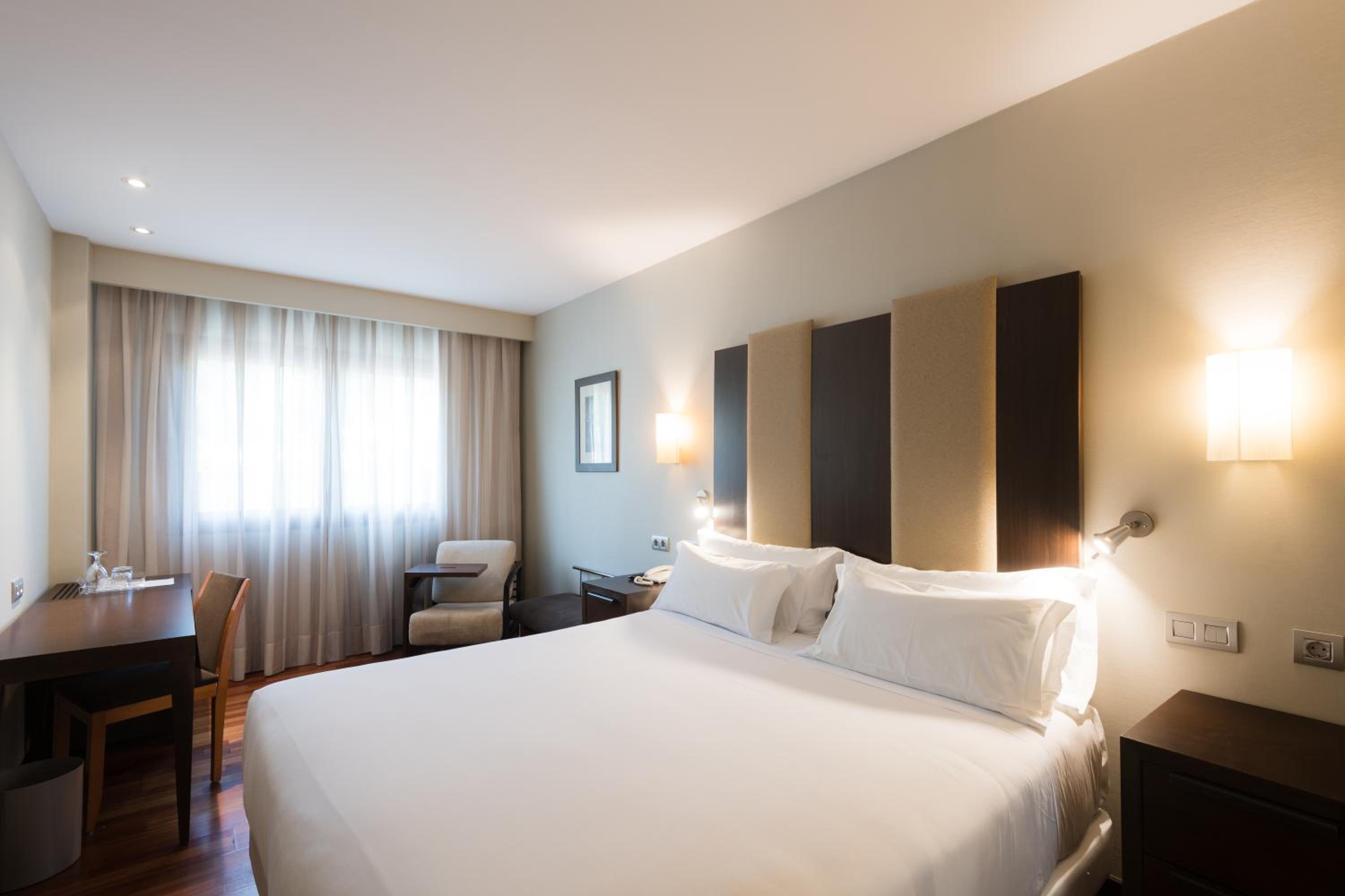 Standard Double Room - Photo 1