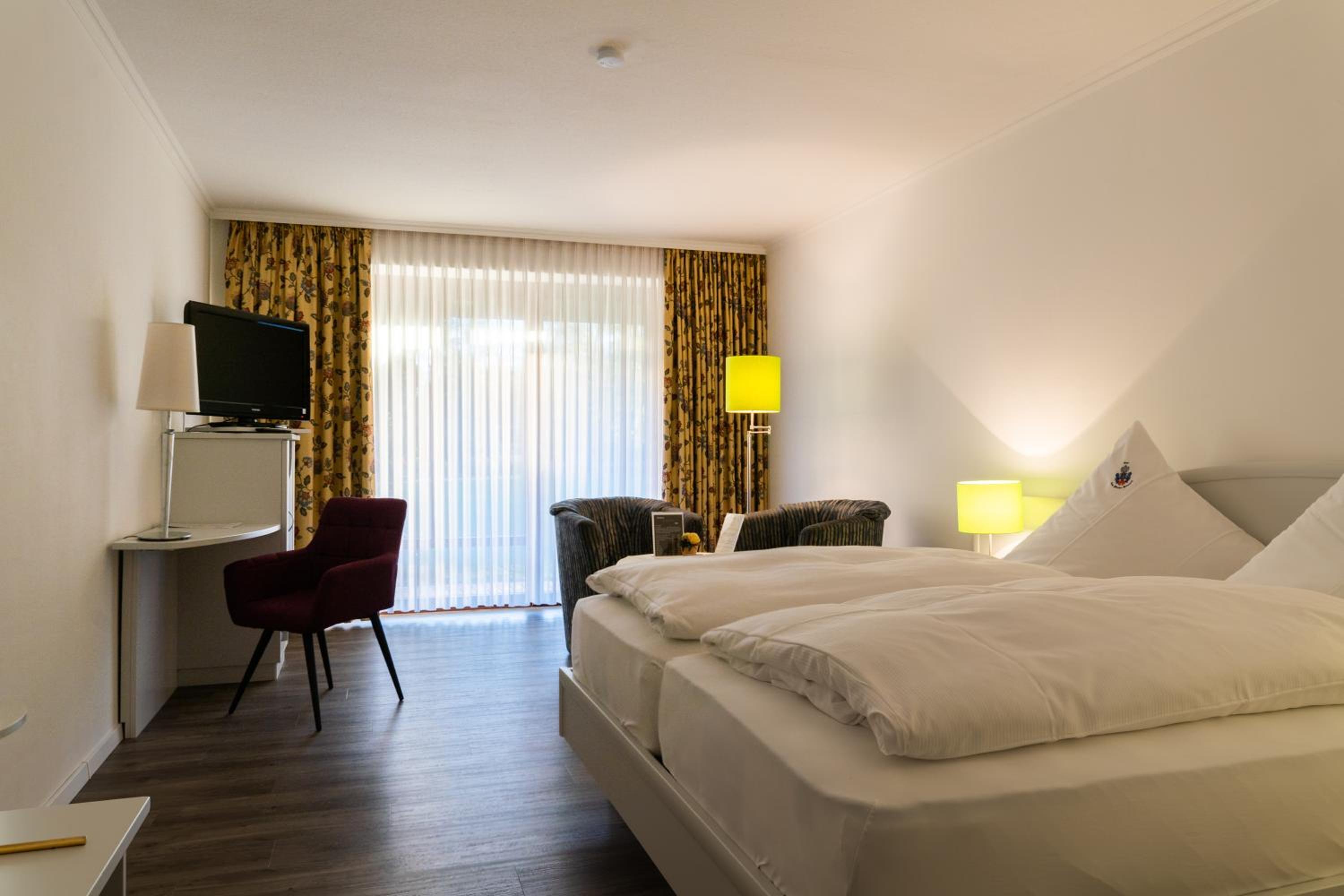 Double or Twin Room with Terrace