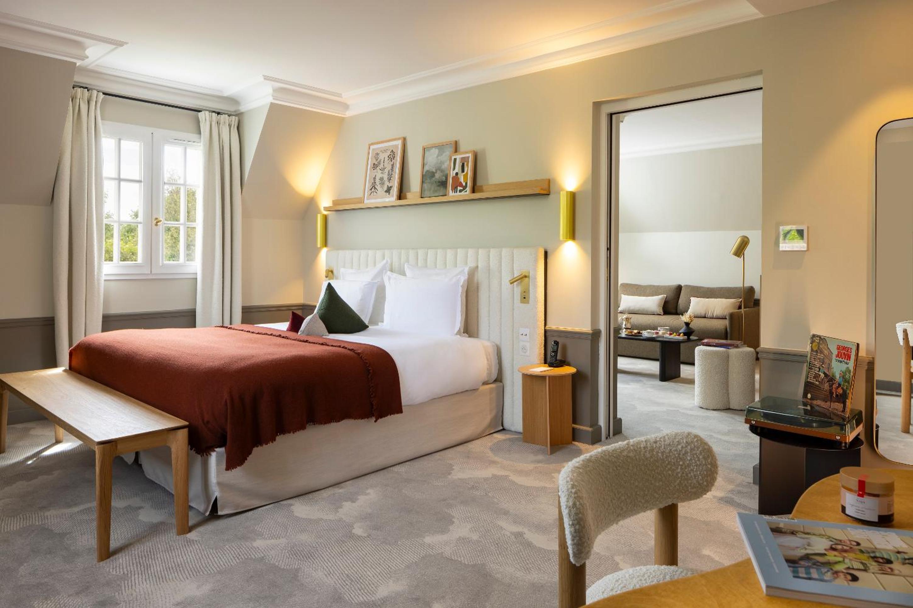 Suite Signature - Photo 1