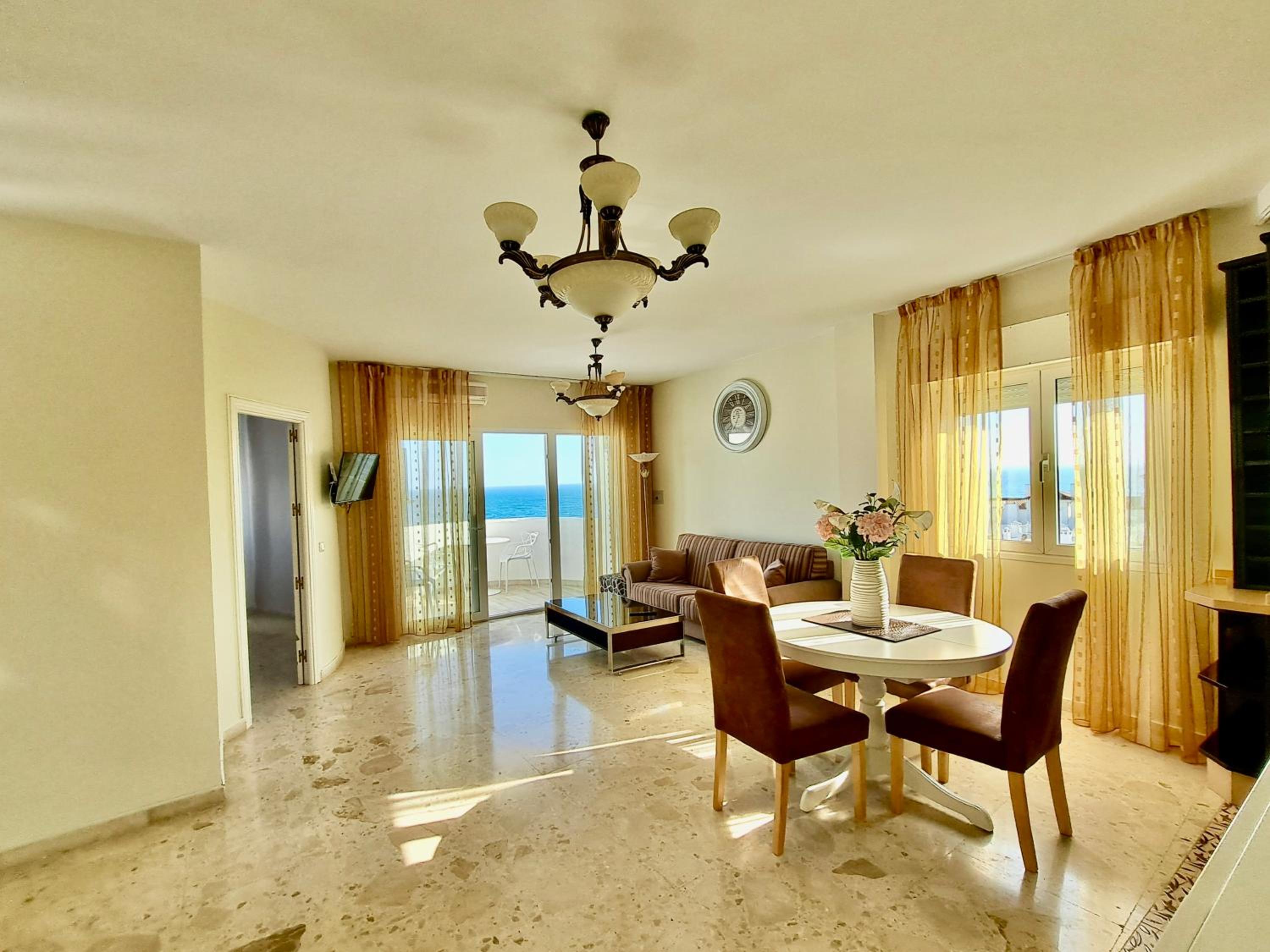 Apartamento con vista al mar