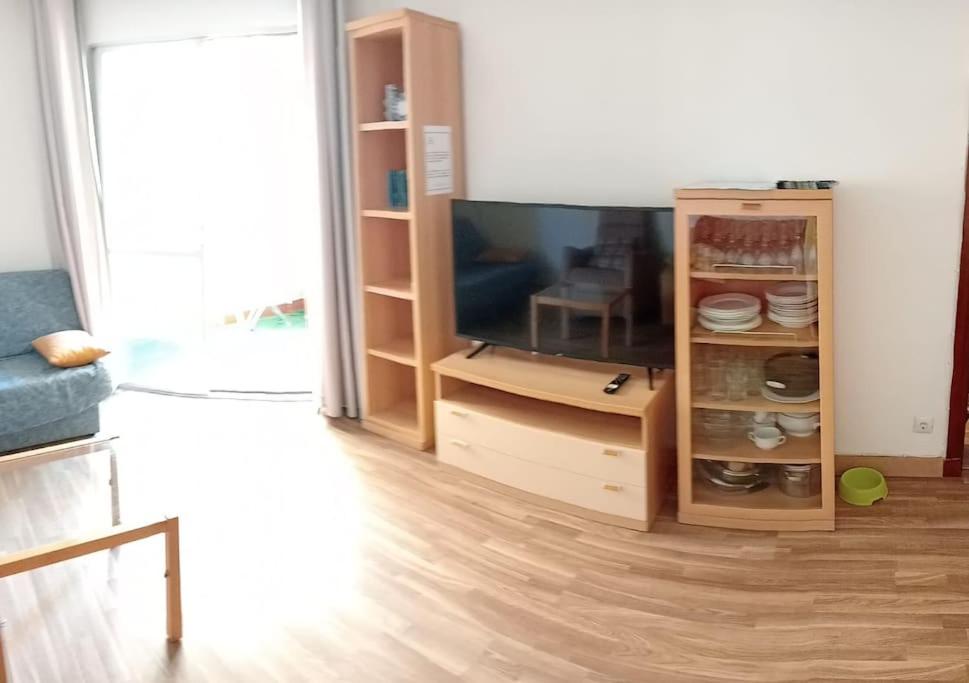One-Bedroom Apartment photo 3