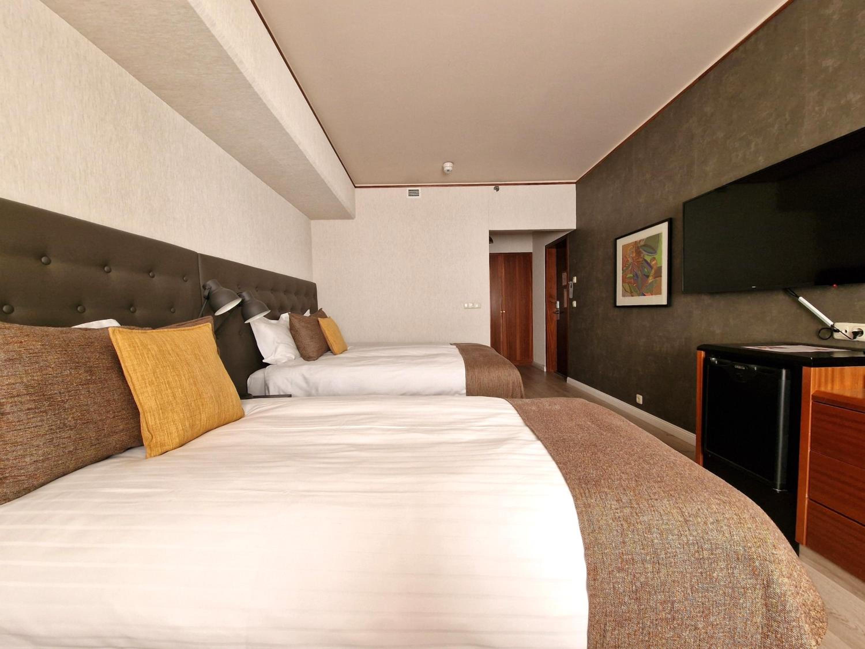 Standard Triple Room - Photo 3