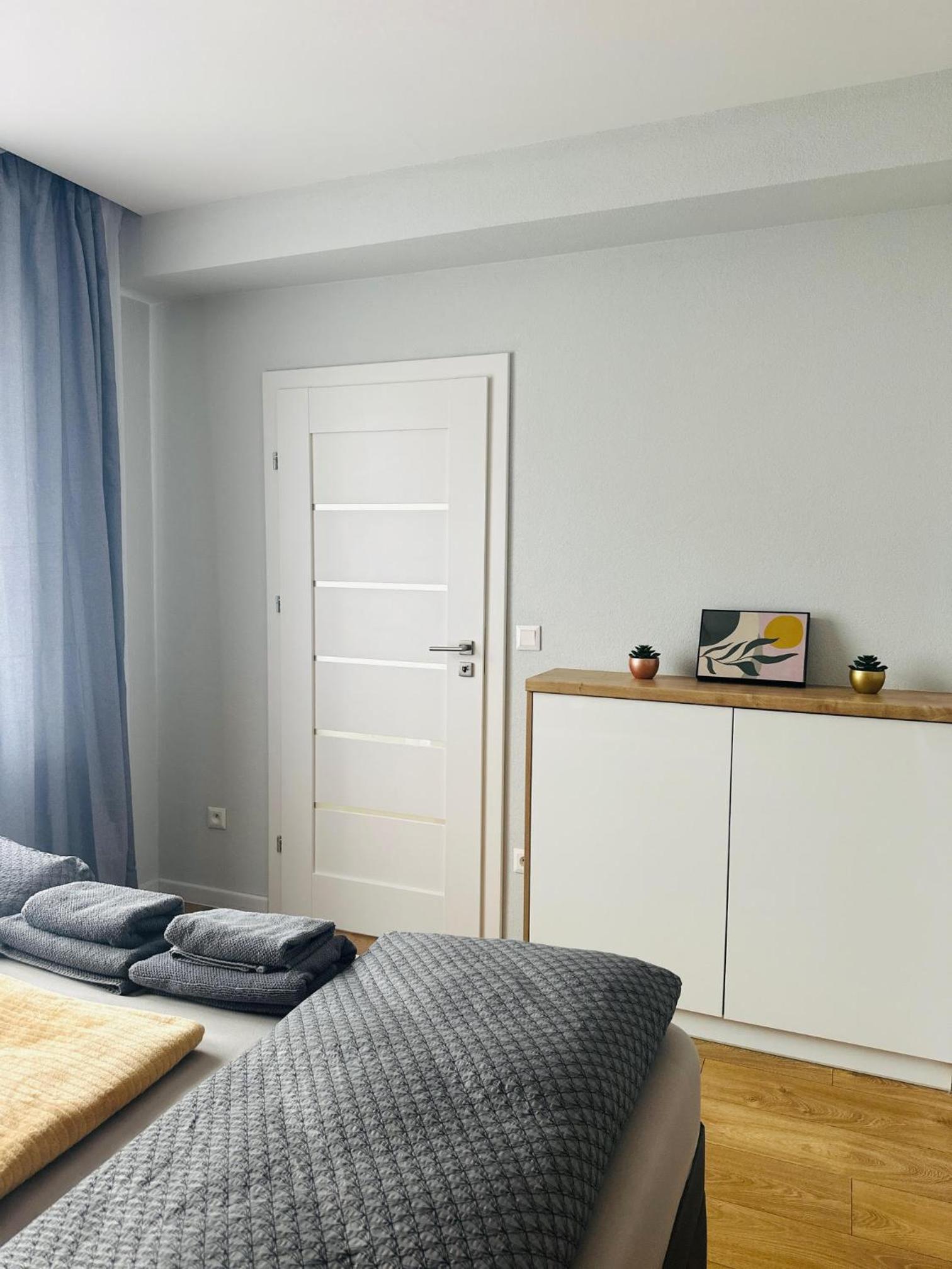 Two-Bedroom Deluxe Apartment with Balcony photo 1