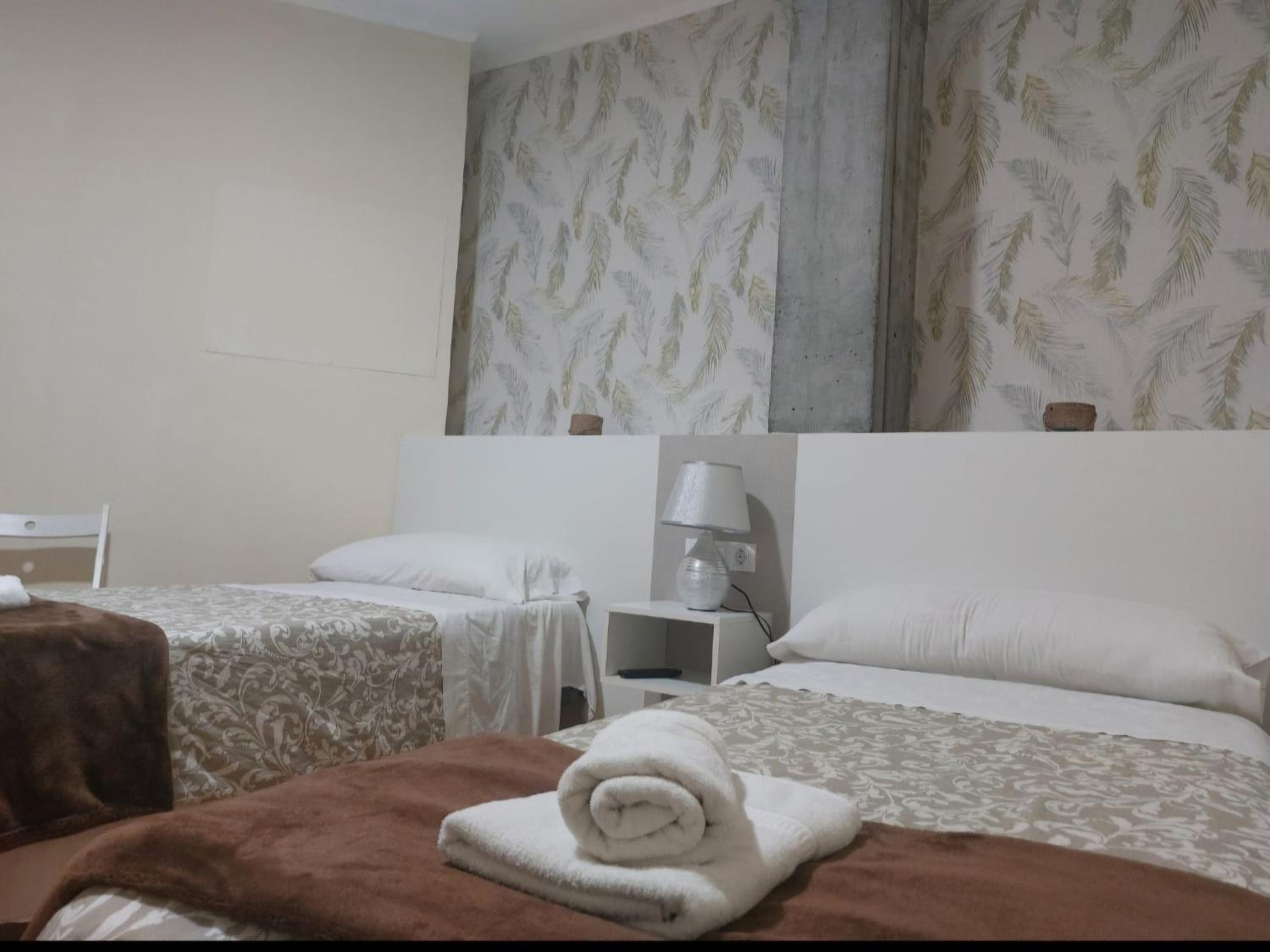 Habitación doble con baño compartido