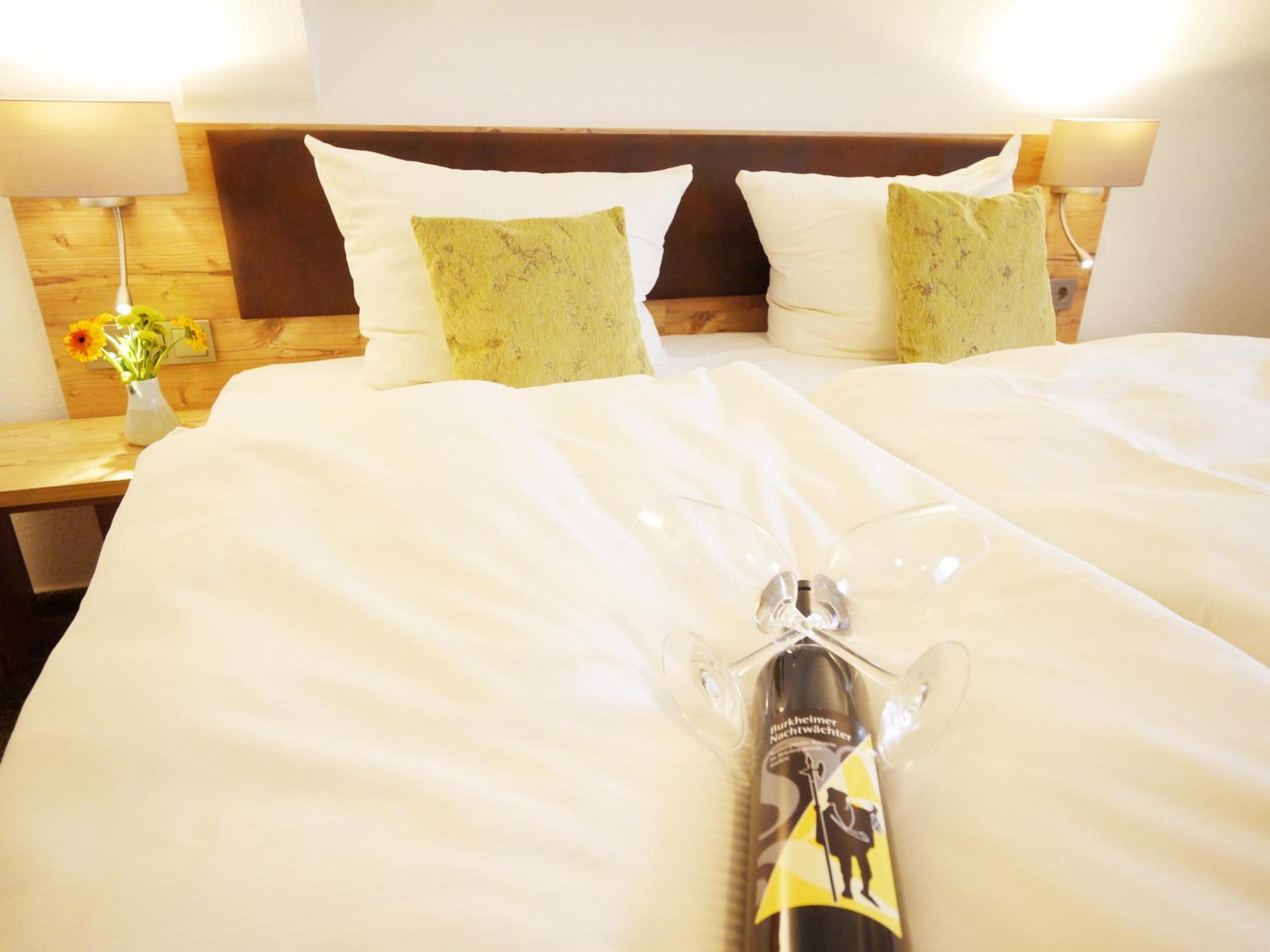 Standard Double Room - Photo 5