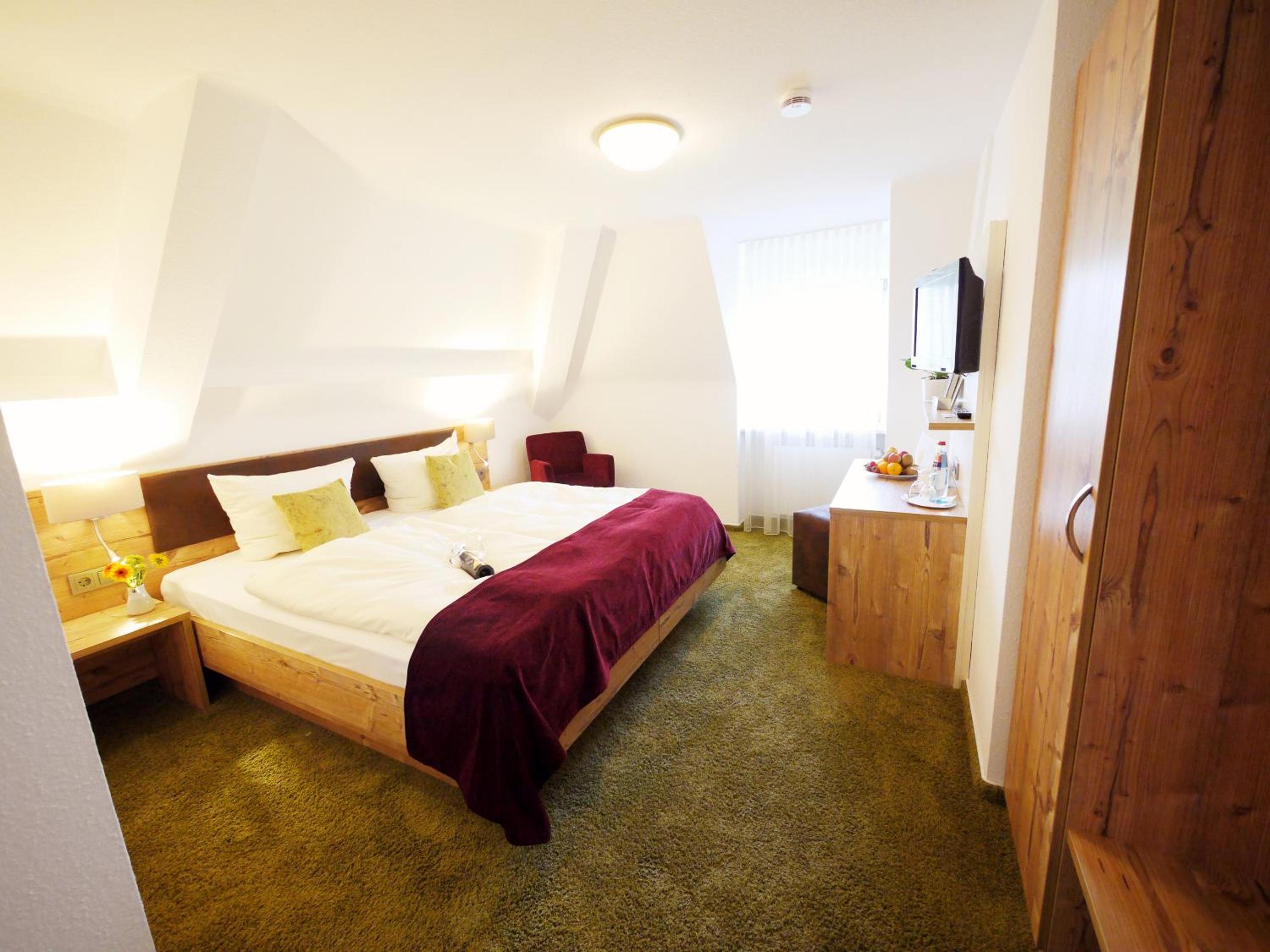 Standard Double Room - Photo 4