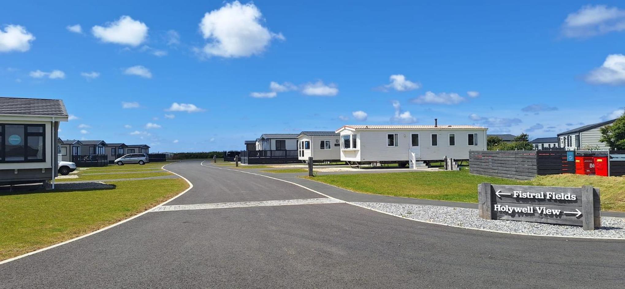Mobile Home photo 2