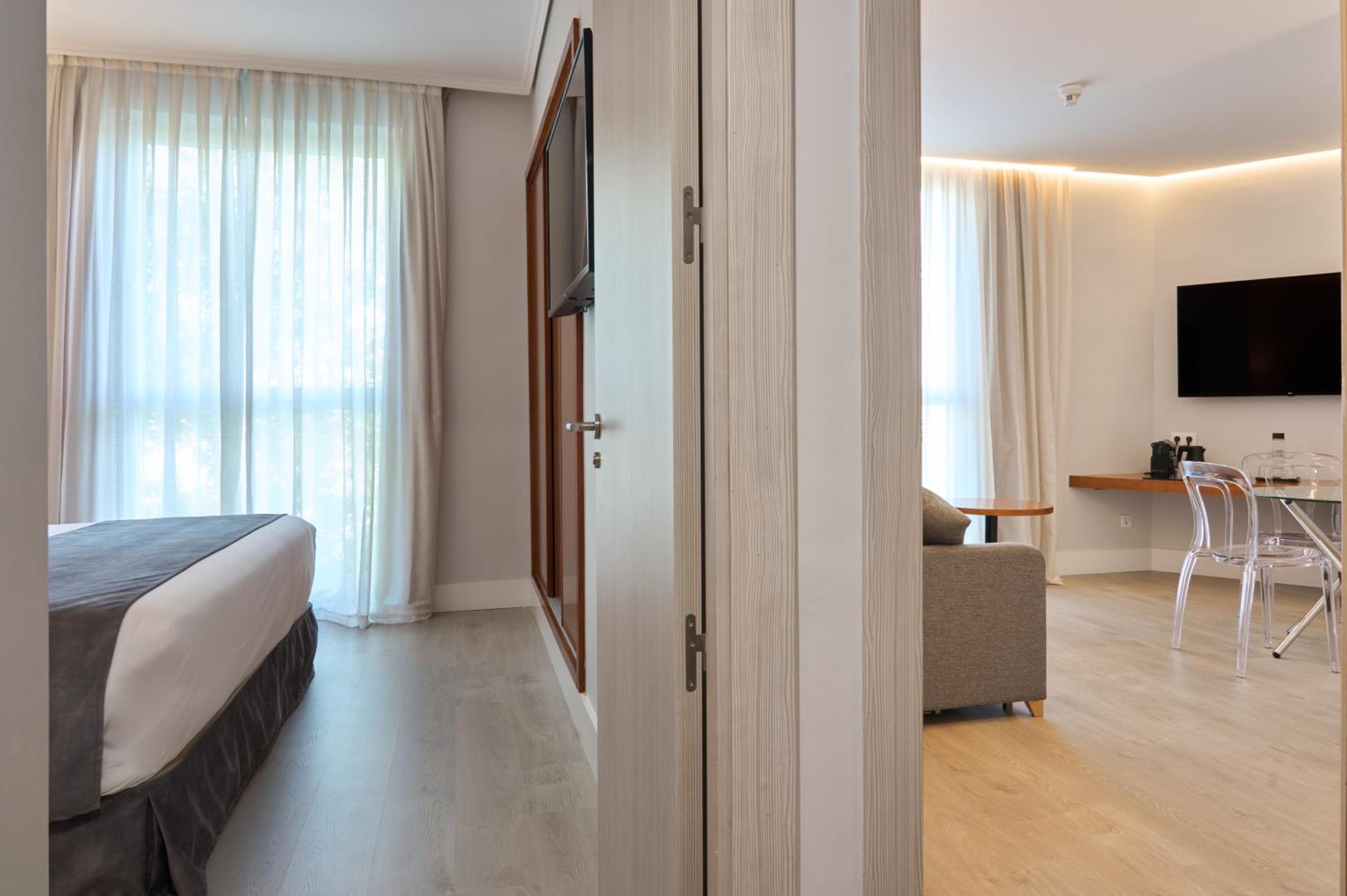 Junior Suite - Photo 3