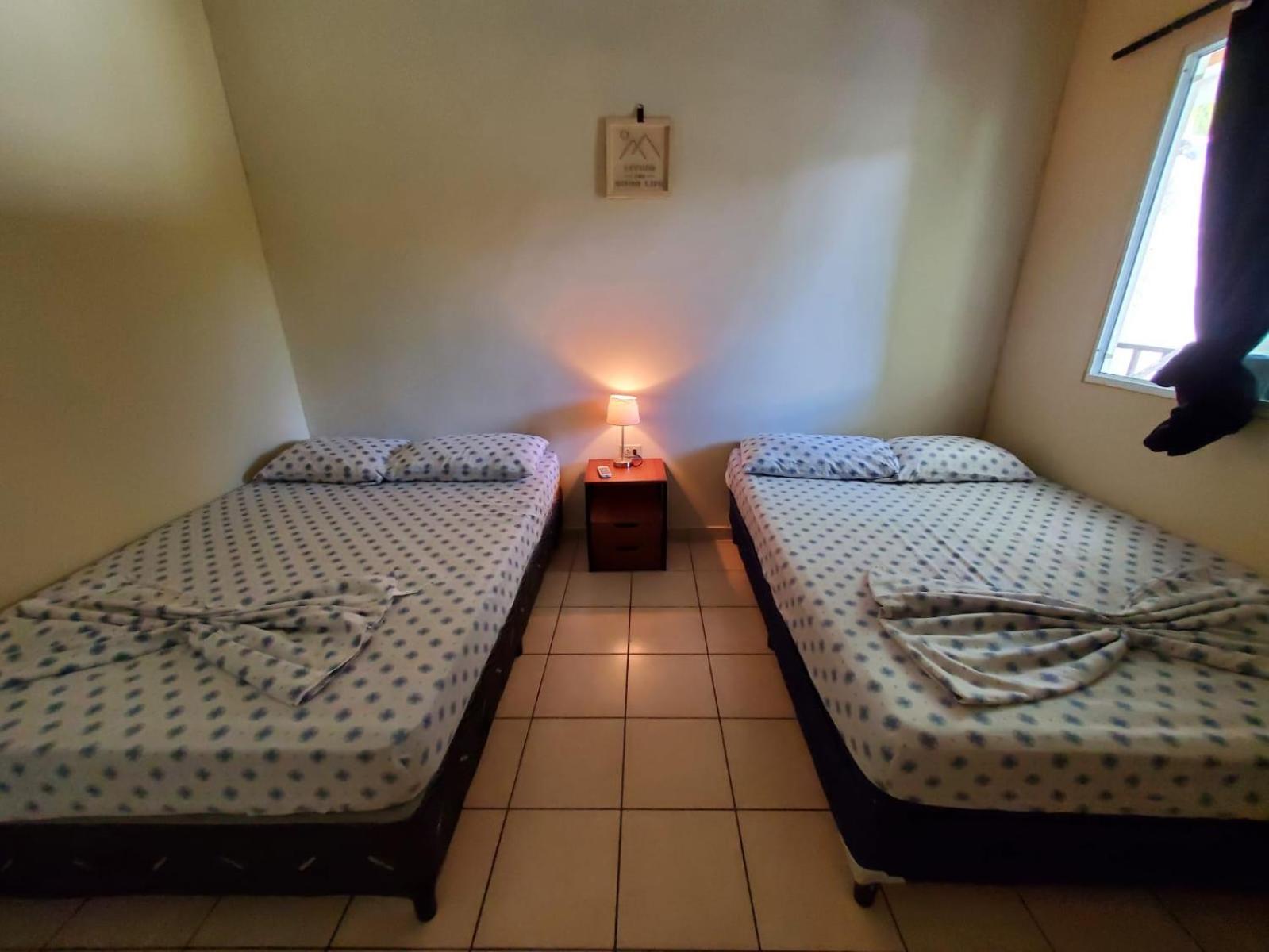 Twin Room with Shower photo 1