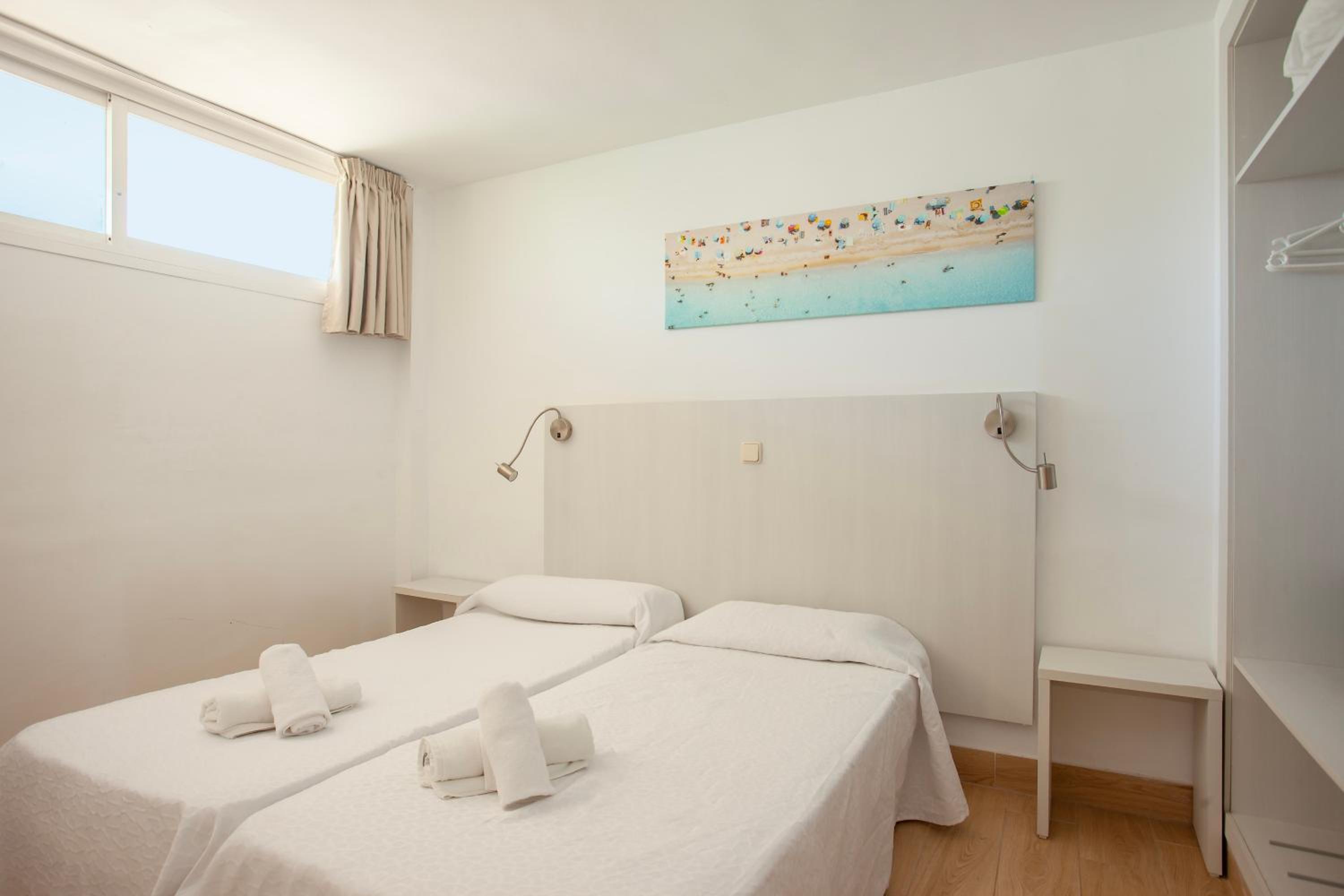 One-Bedroom Apartment thumbnail 5
