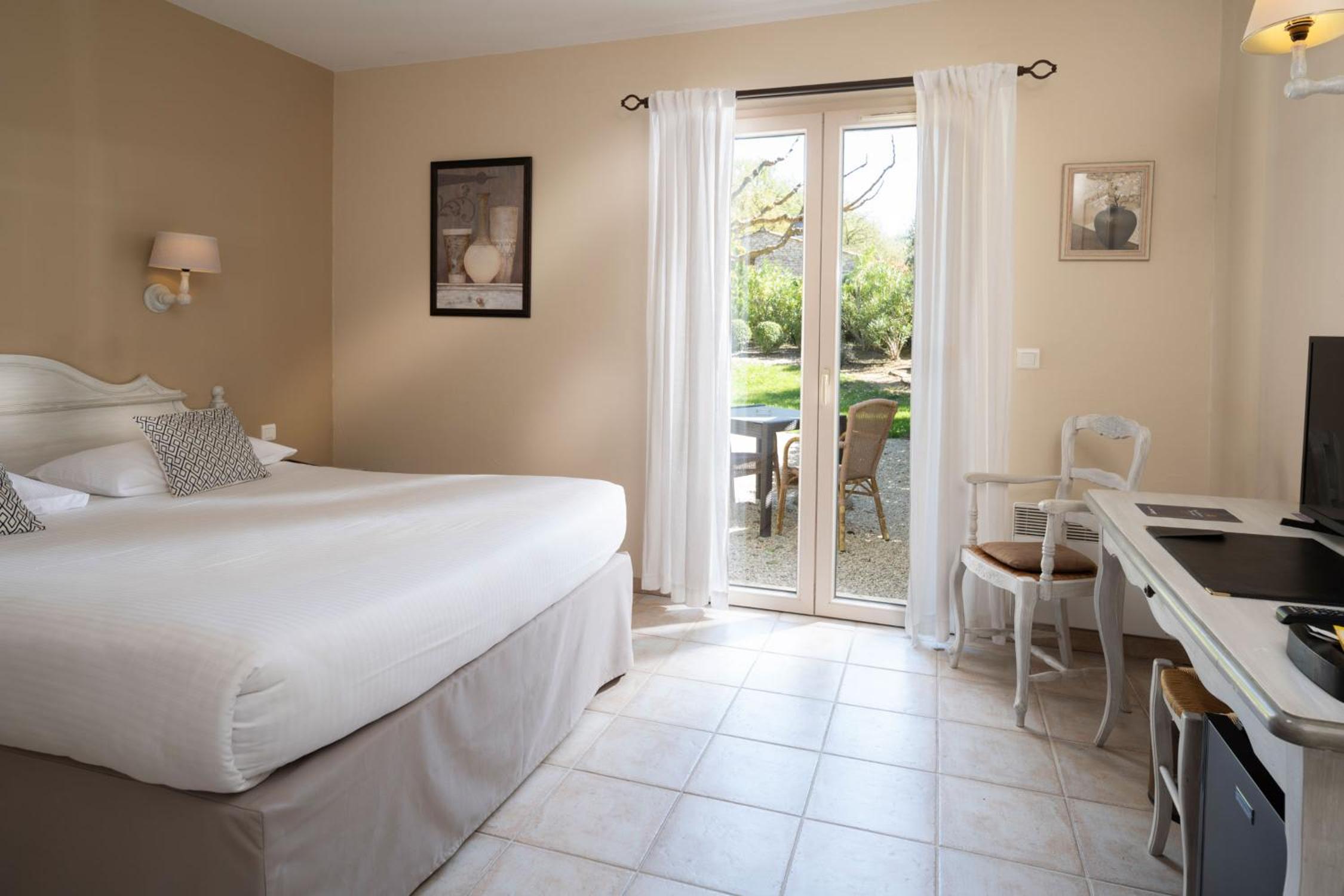 Double Room with Terrace - Photo 1