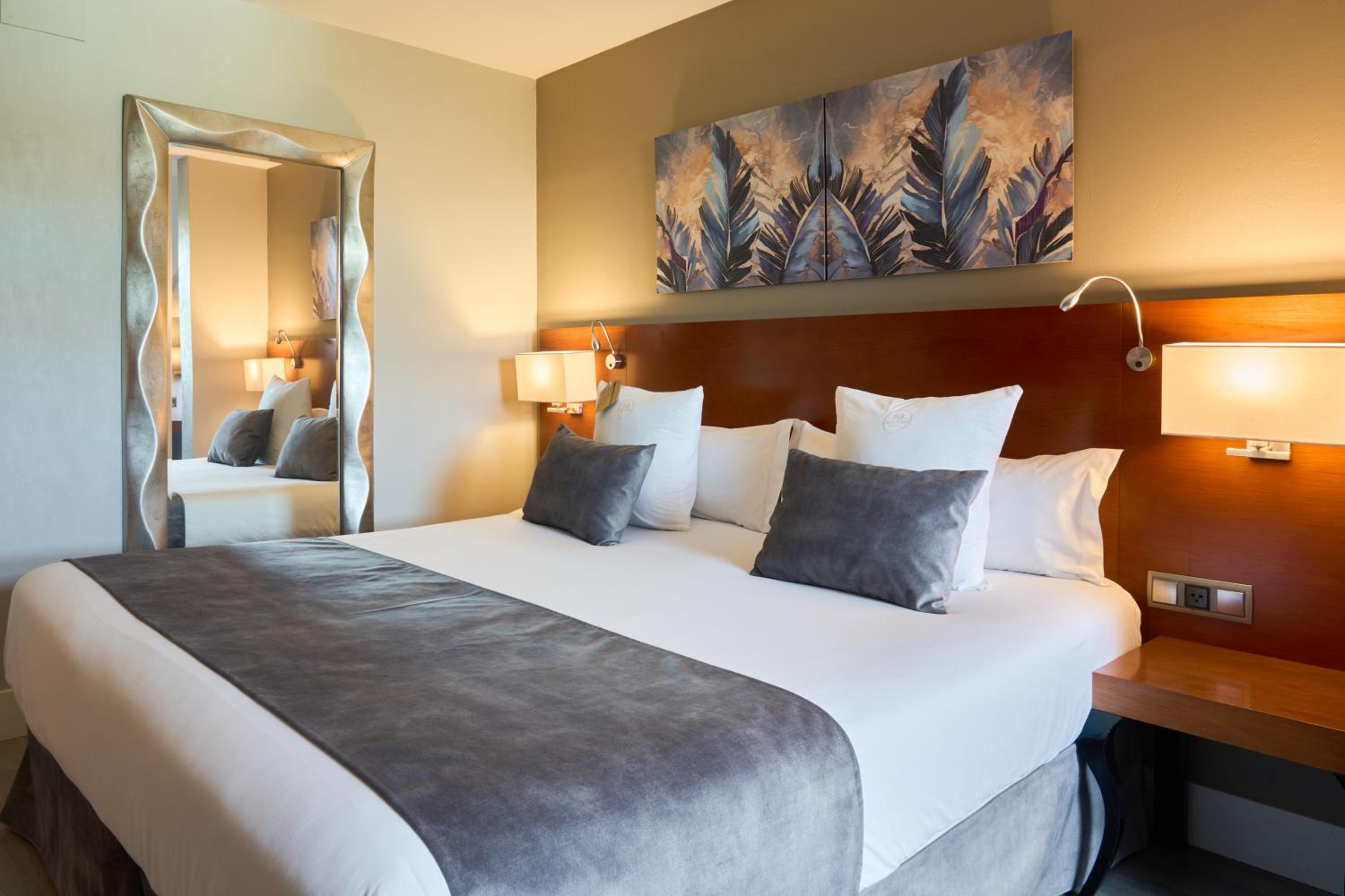 Superior Double or Twin Room - Photo 4