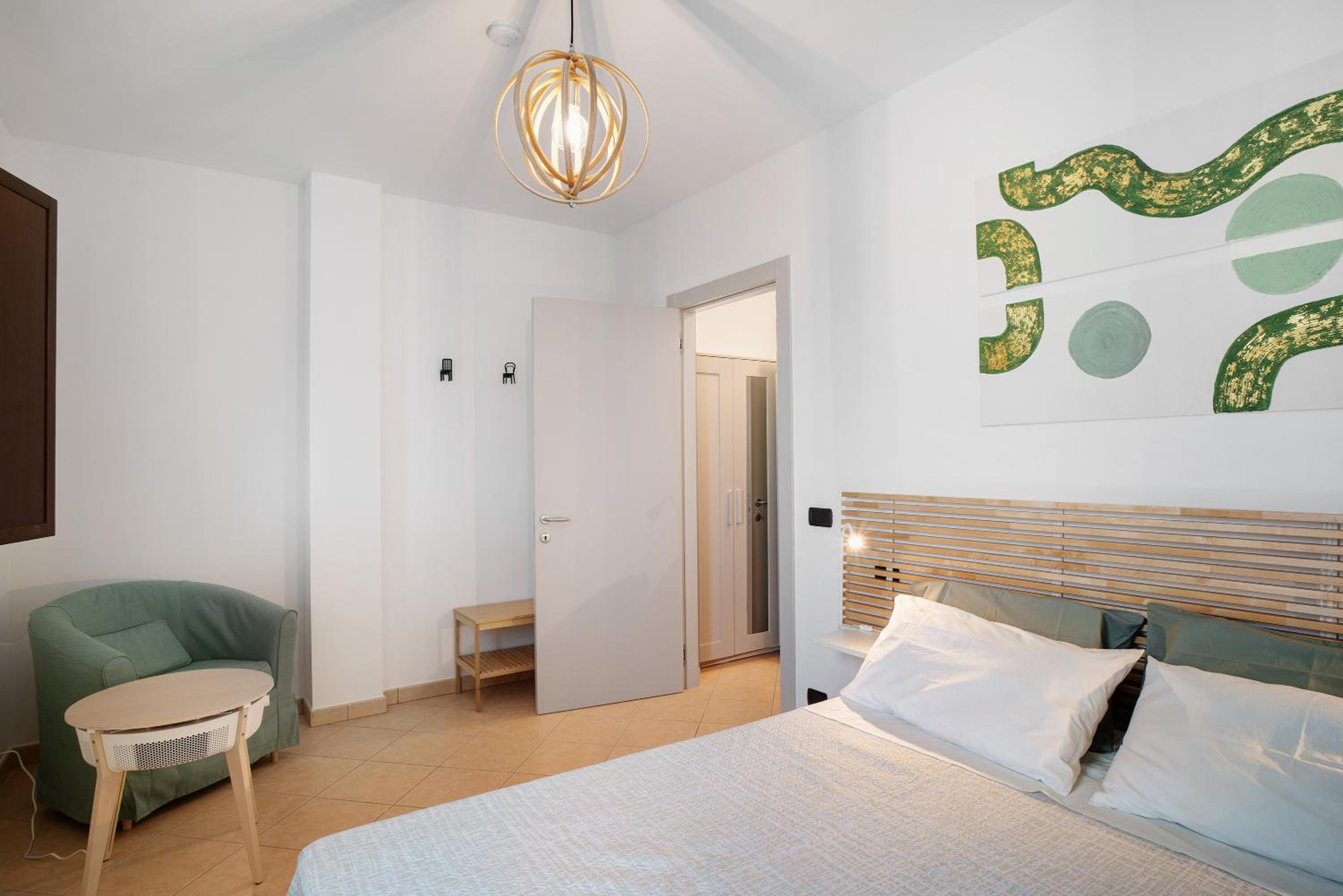 Superior One-Bedroom Apartment photo 2