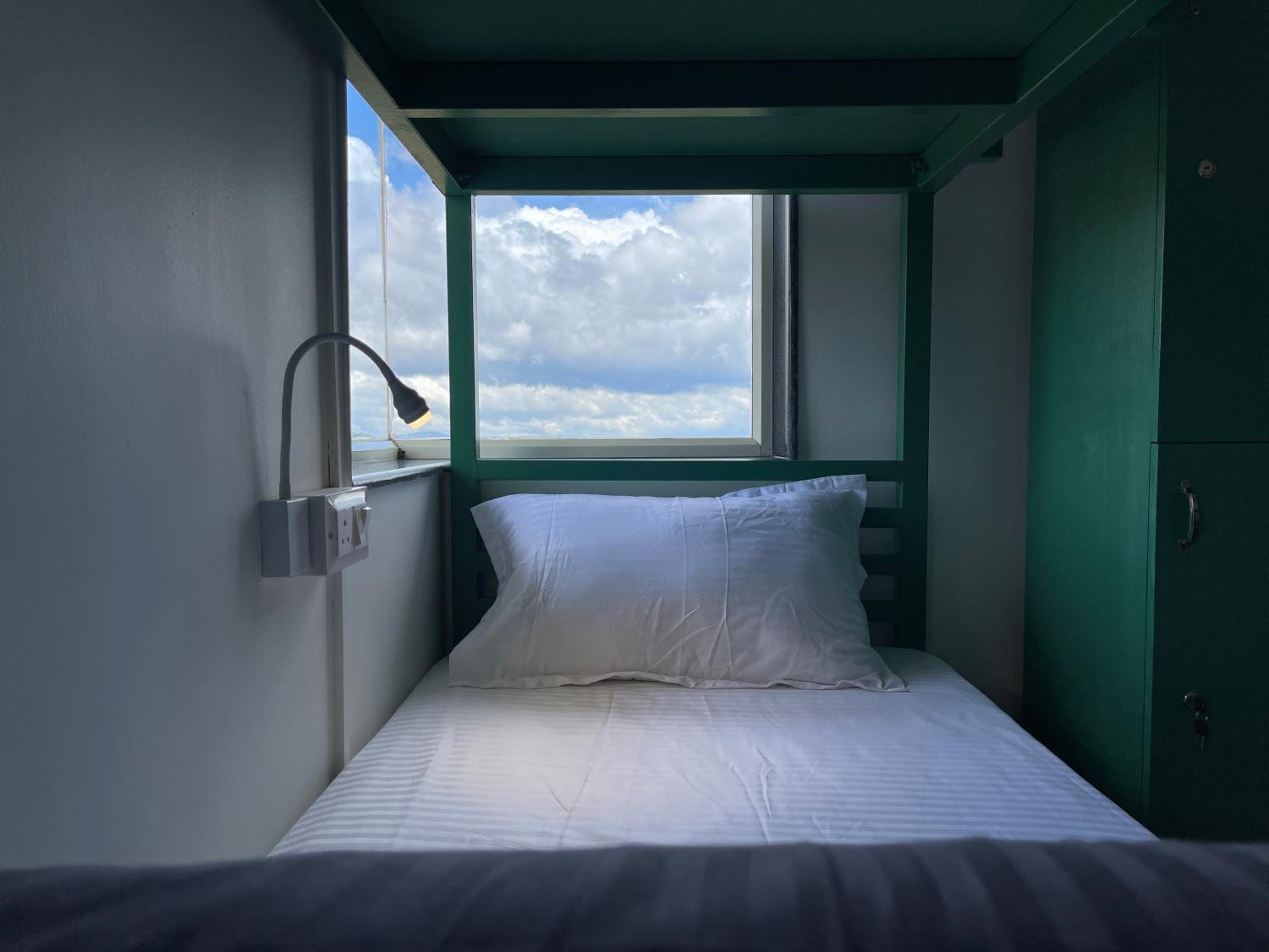 Bed in 6-Bed Mixed Dormitory Room photo 1
