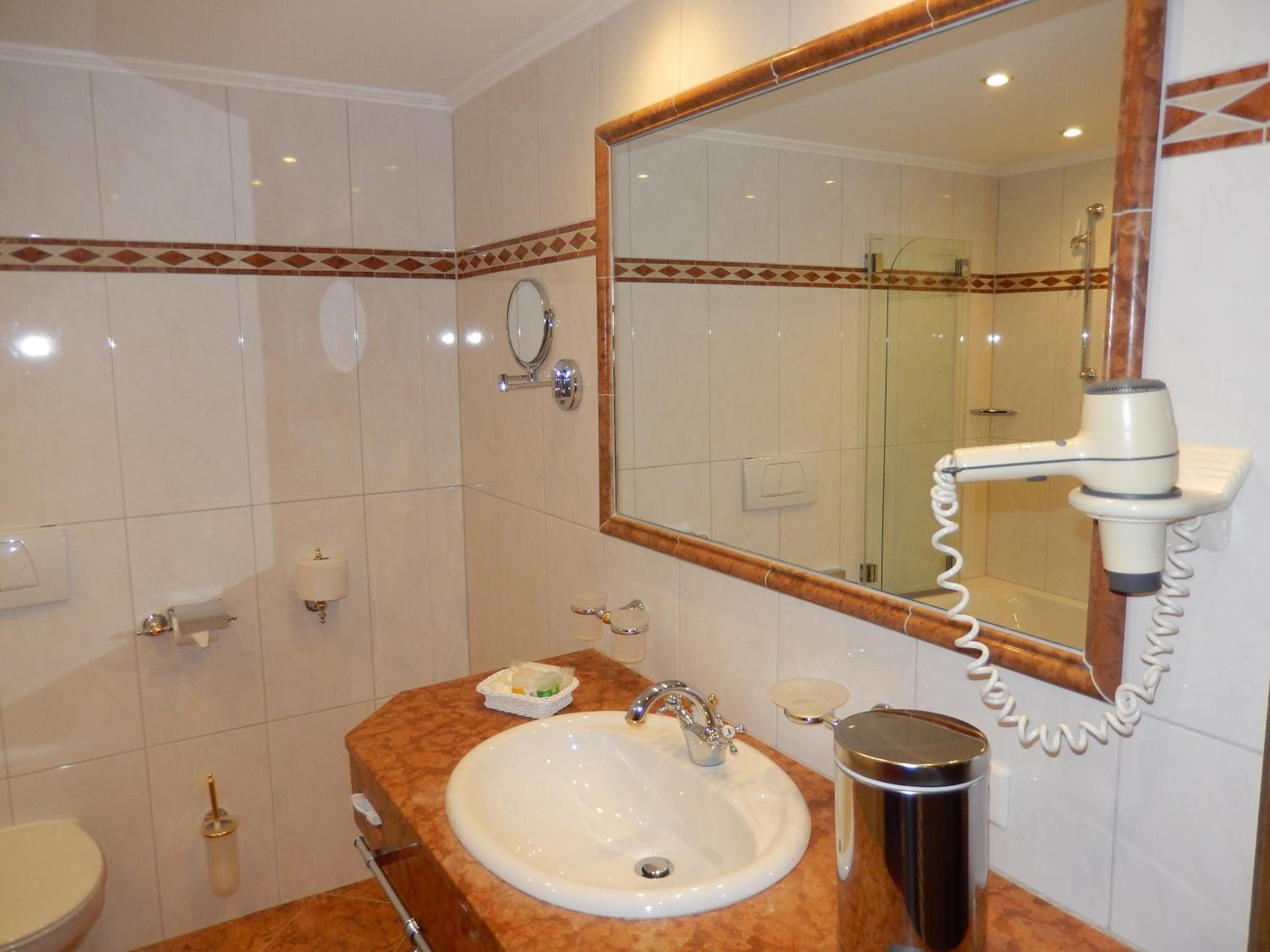 Standard Double Room photo 2