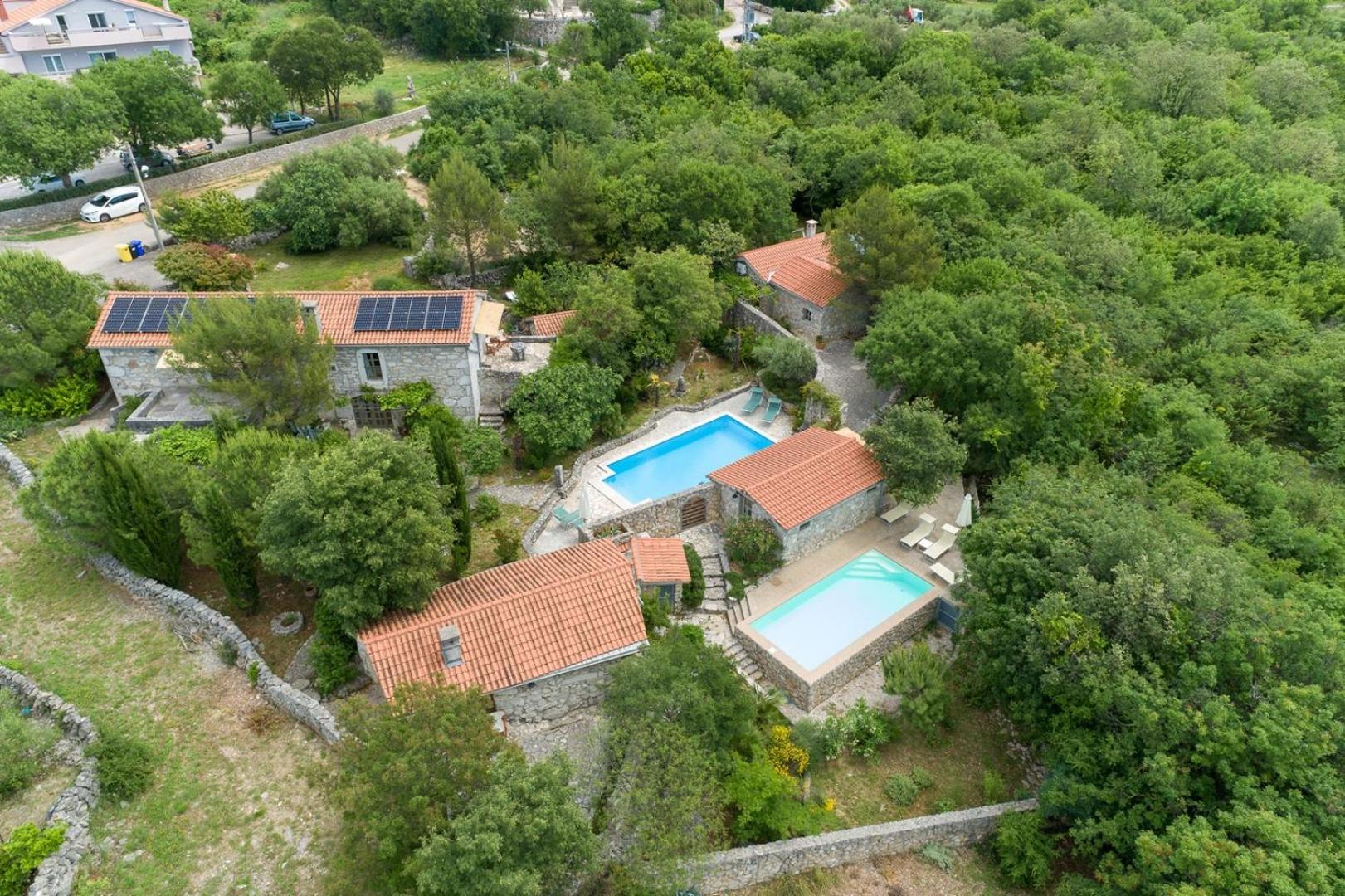 Villa photo 3