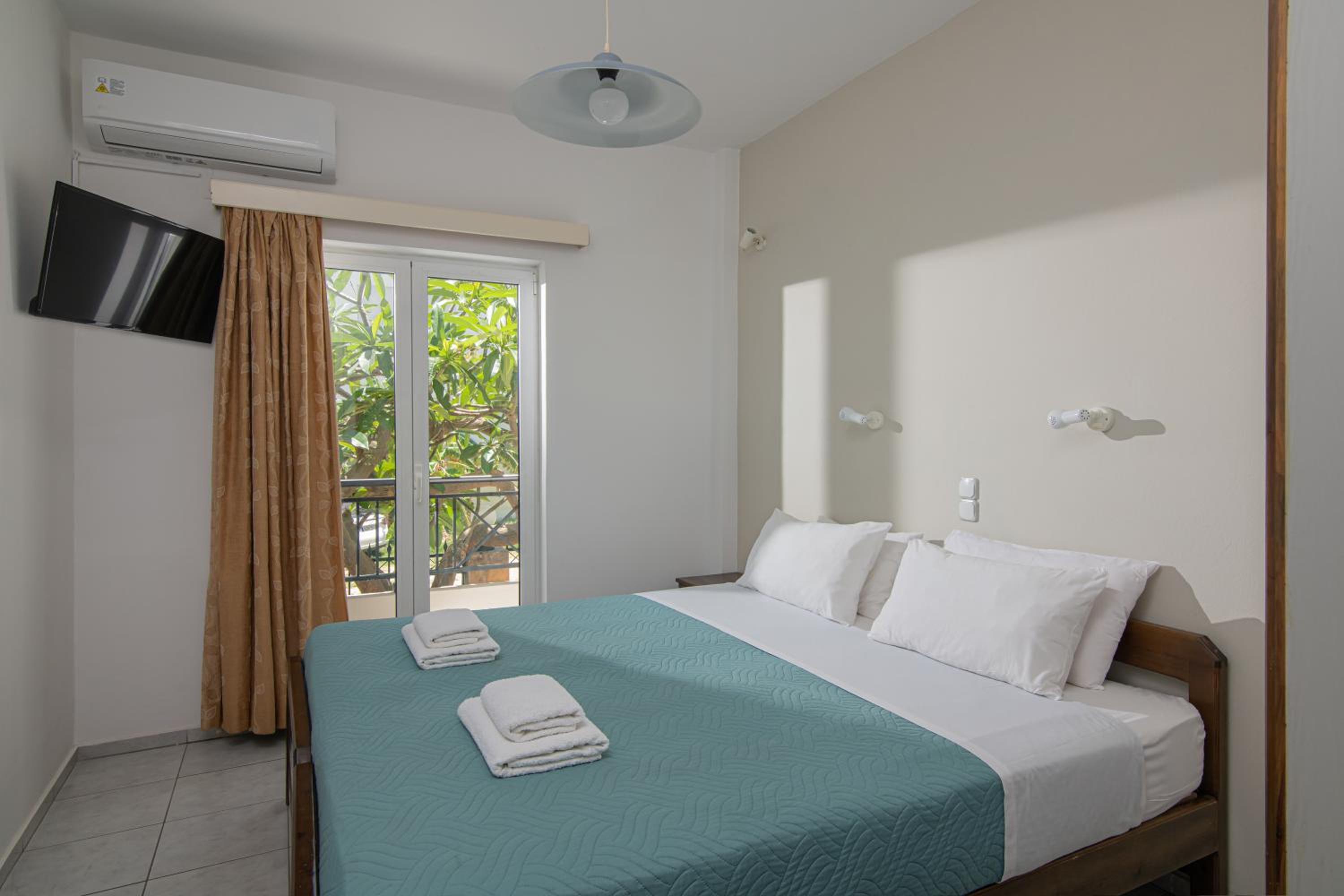 Large Double Or Twin Room