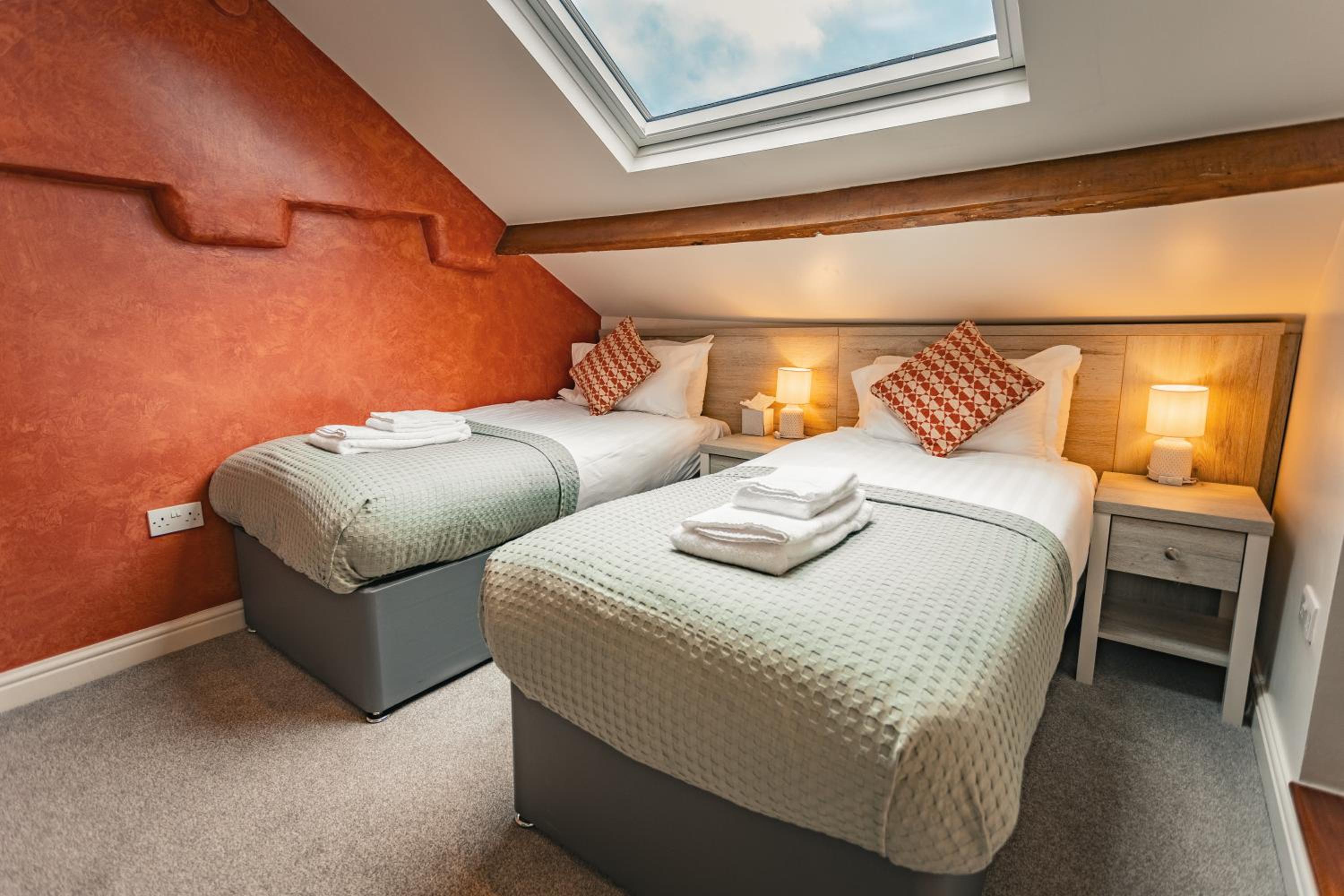 Standard Twin Room photo 1