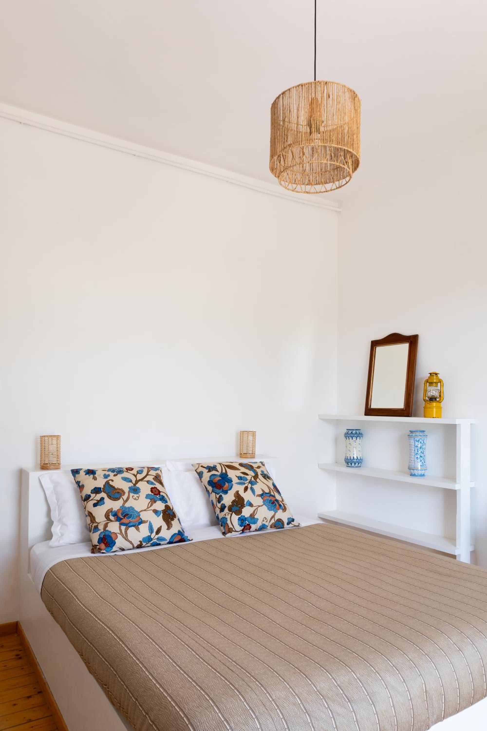 Apartment with View and Balcony photo 2