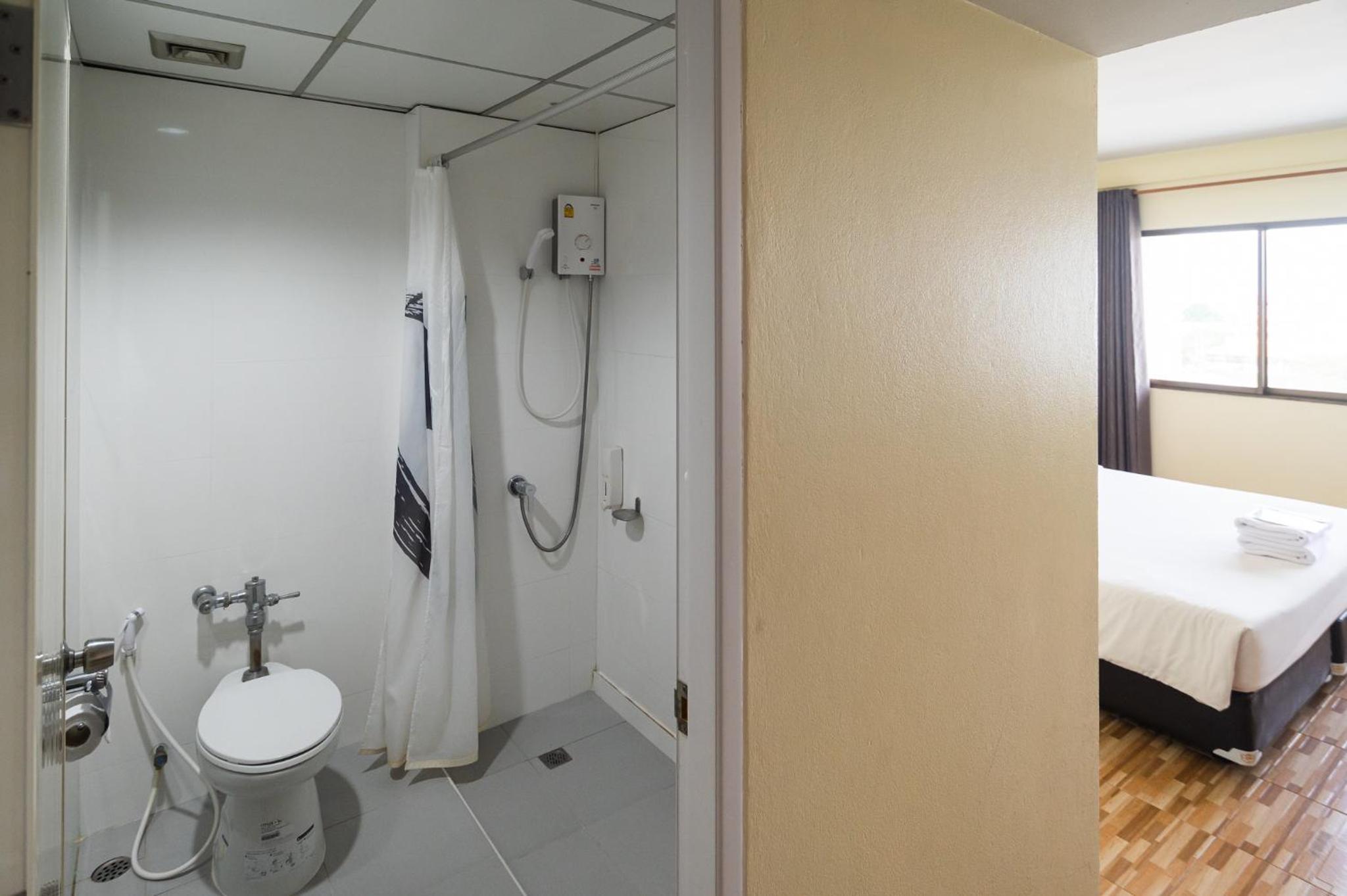 Standard Double Room - Photo 3