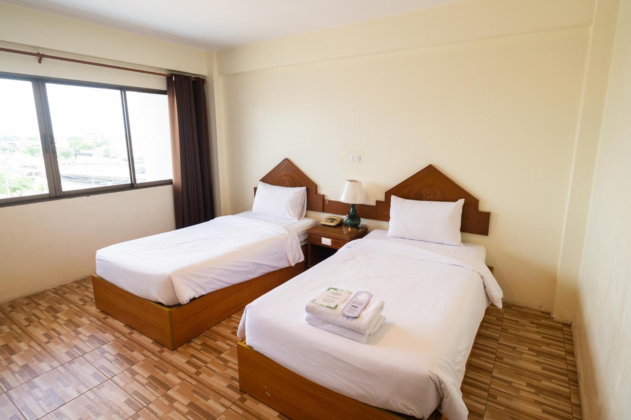 Standard Twin Room - Photo 1