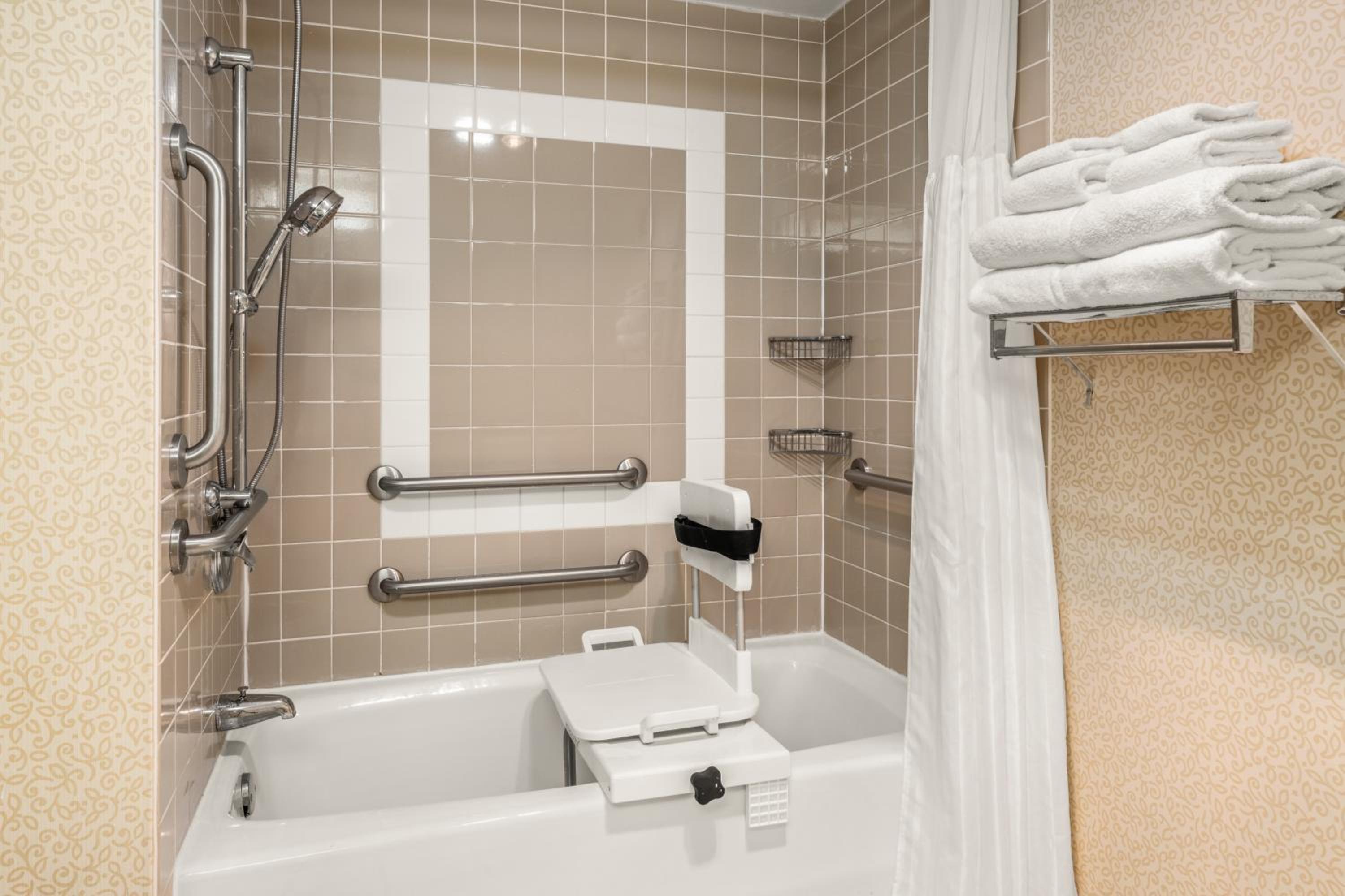 Double Room - Disability Access - Photo 3