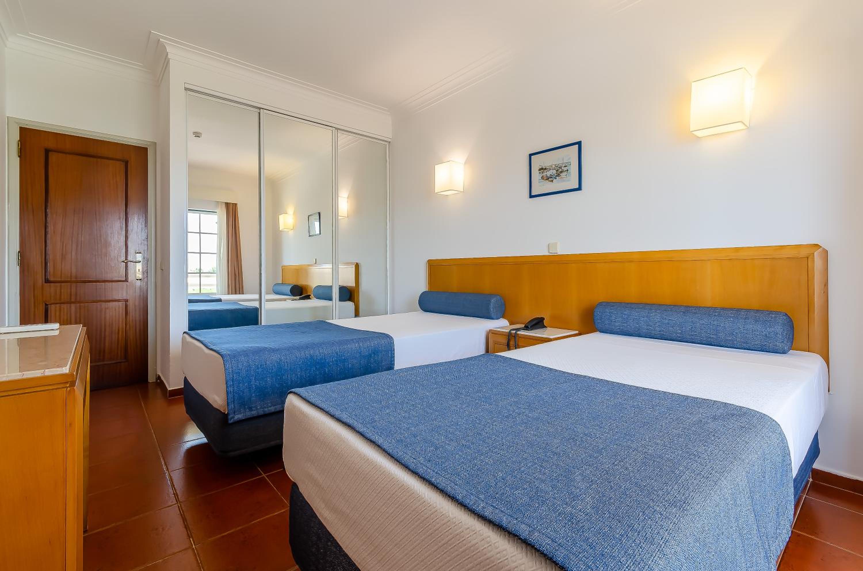 Oferta Especial - Apartamento de Um Quarto com Varanda
