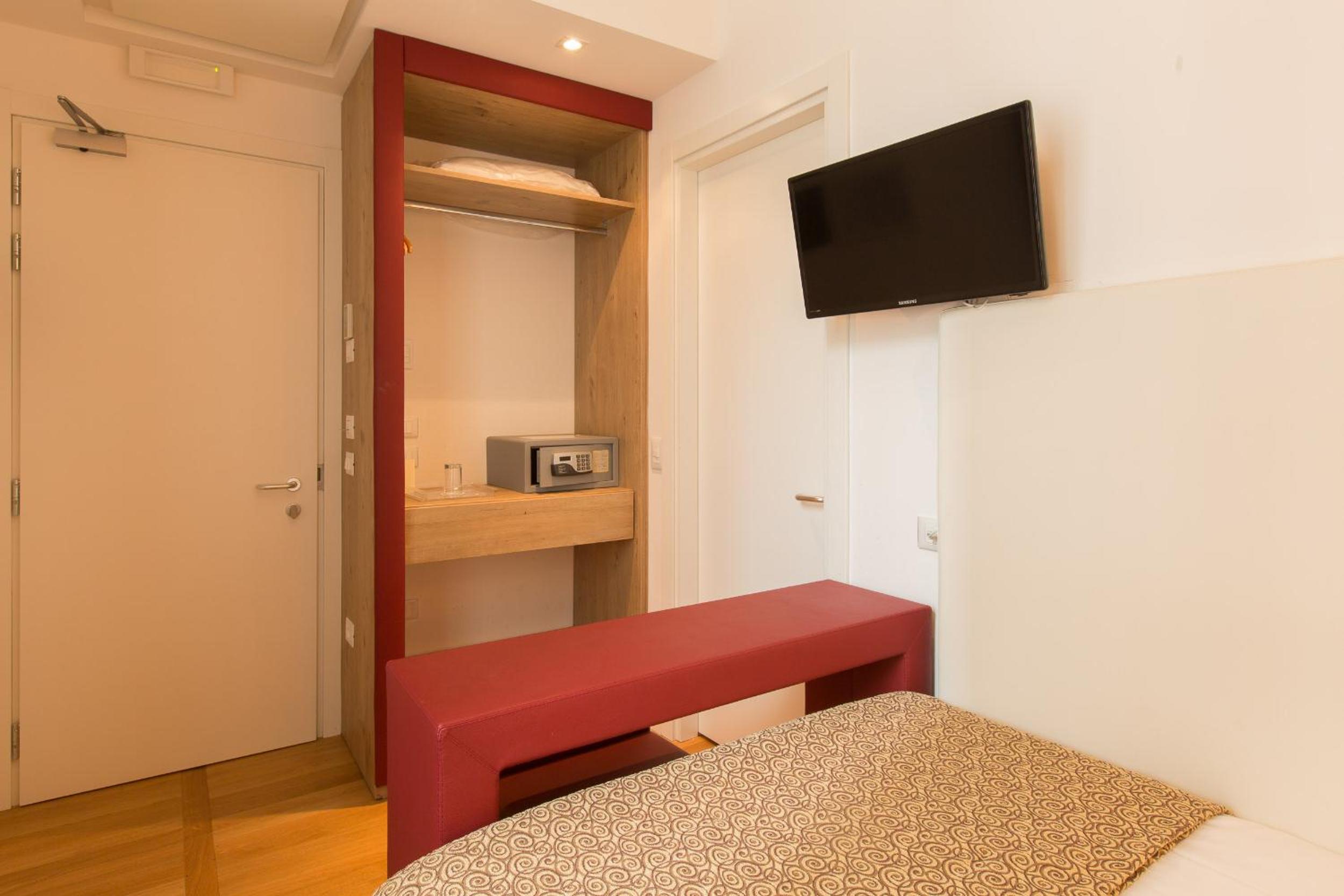 Superior Single Room