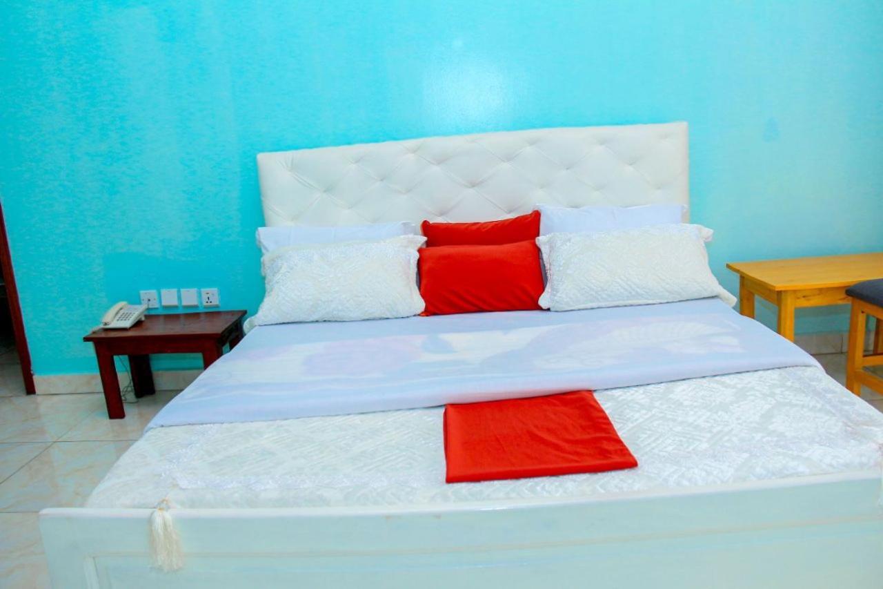 Family Two-Bedroom Apartment with View photo 3