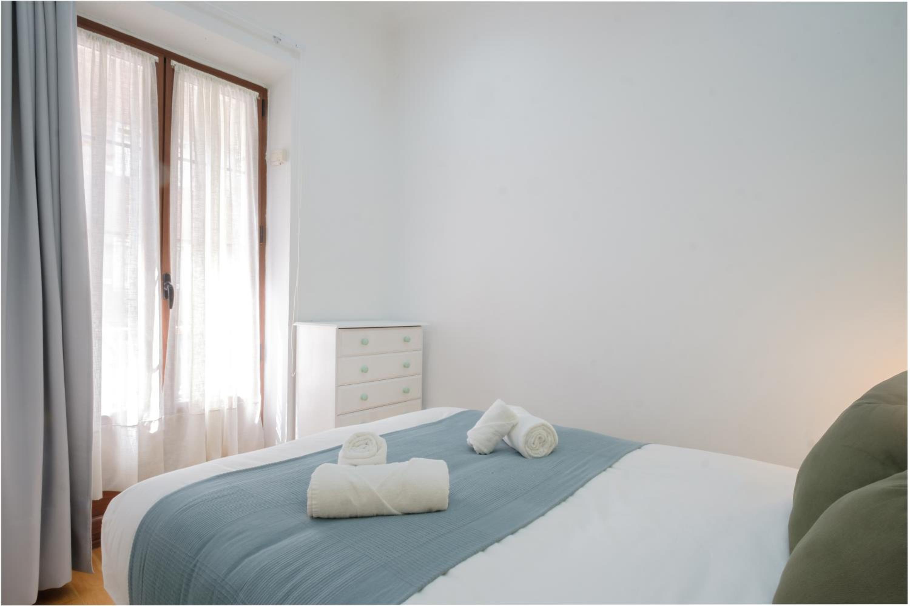 Apartamento de Cuatro Habitaciones