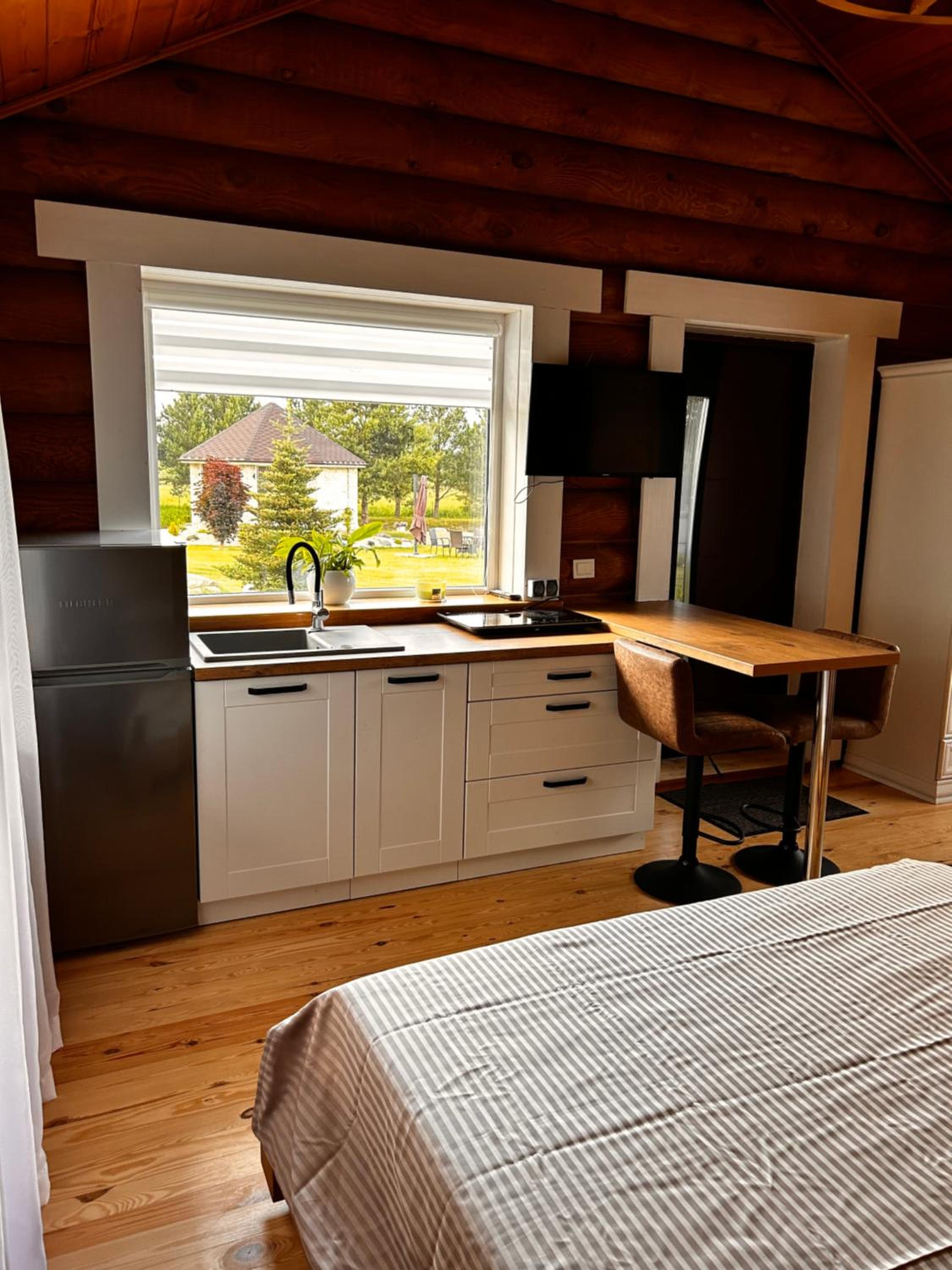 One-Bedroom House photo 3