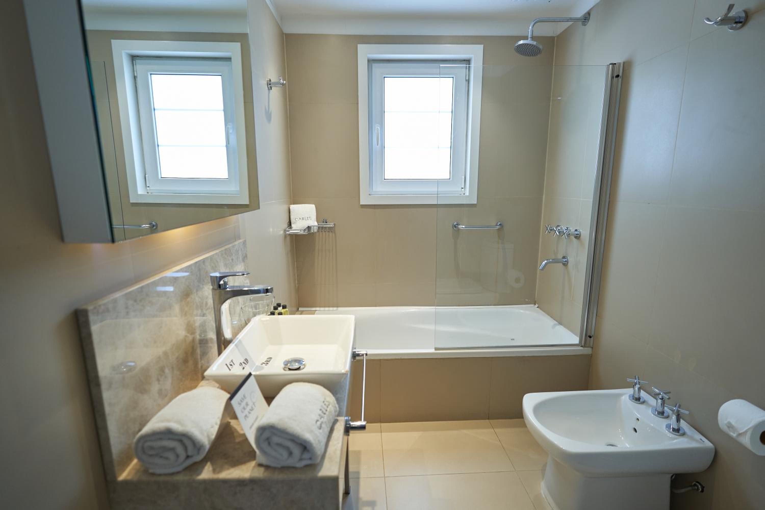 Executive Queen Room