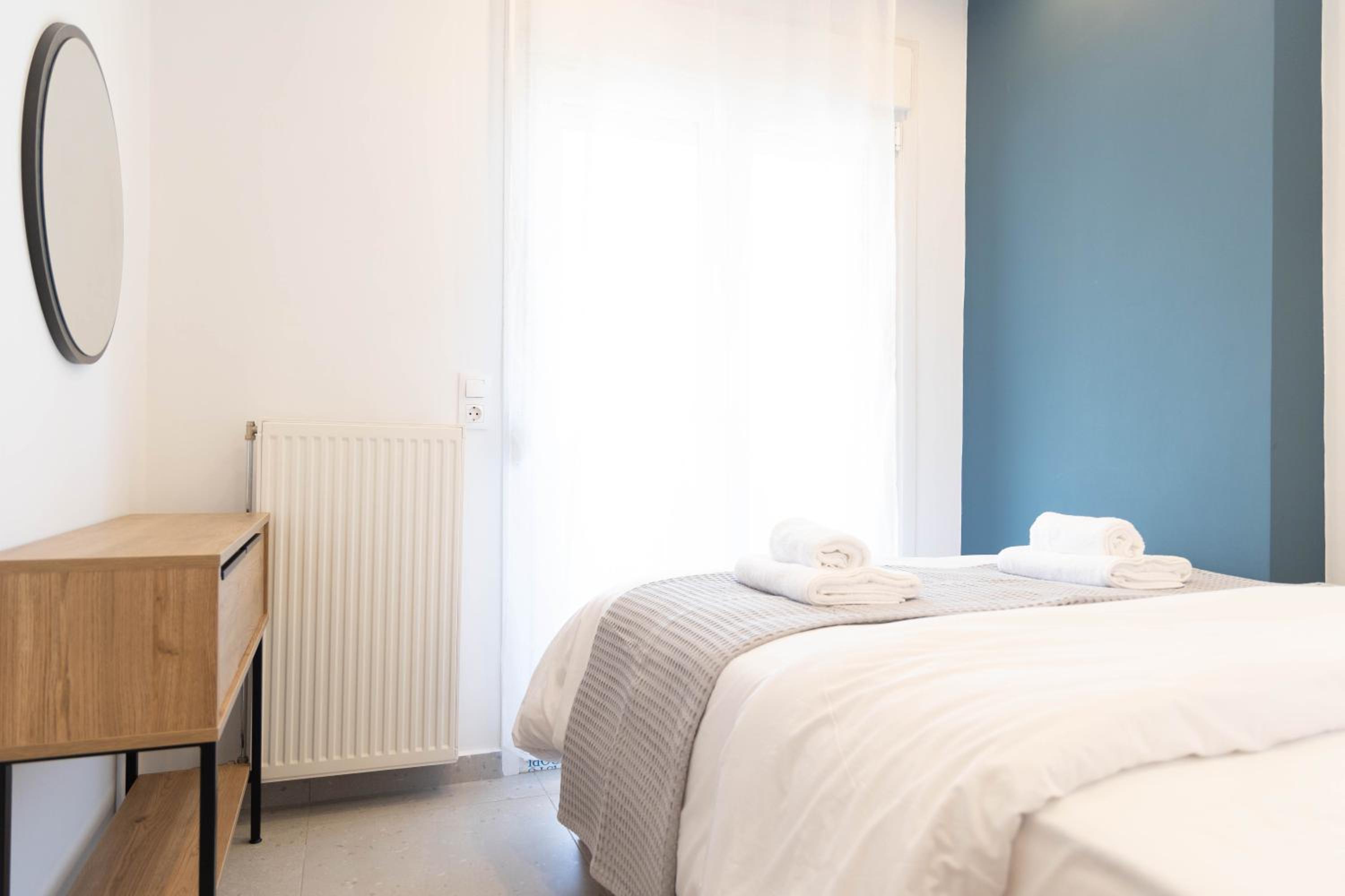 One-Bedroom Apartment With Balcony