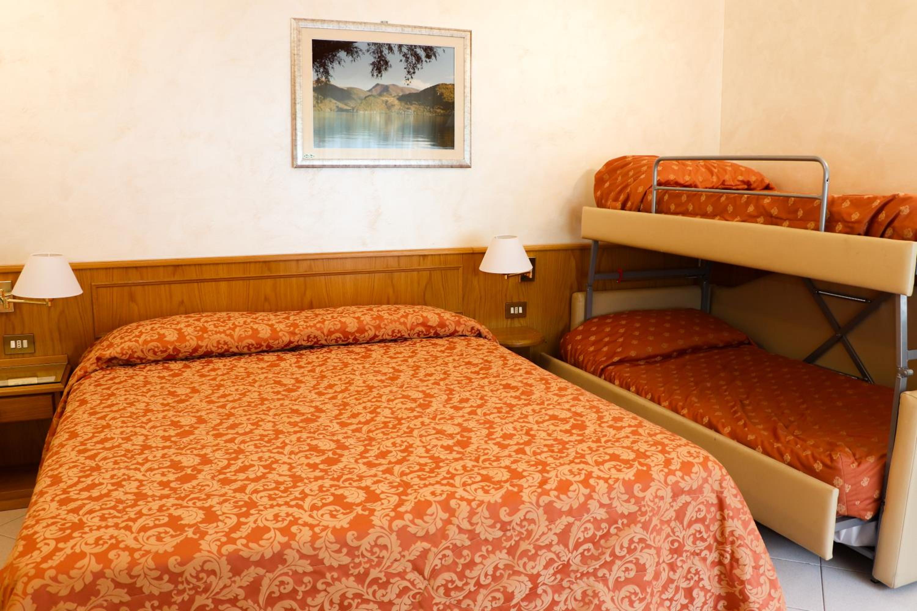 Quadruple Room photo 2