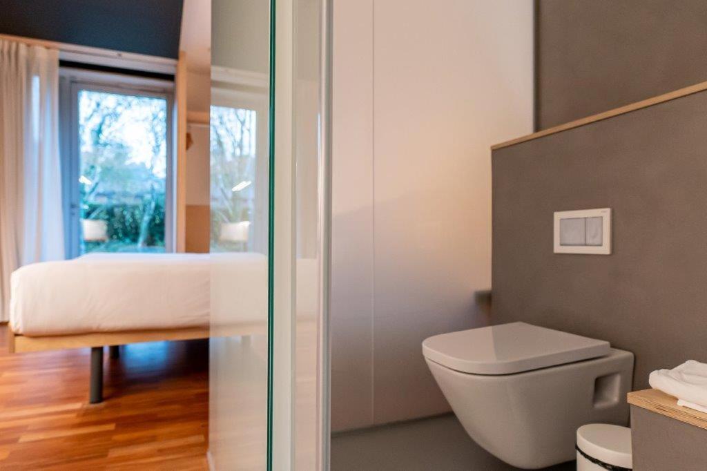 Superior King Suite photo 3