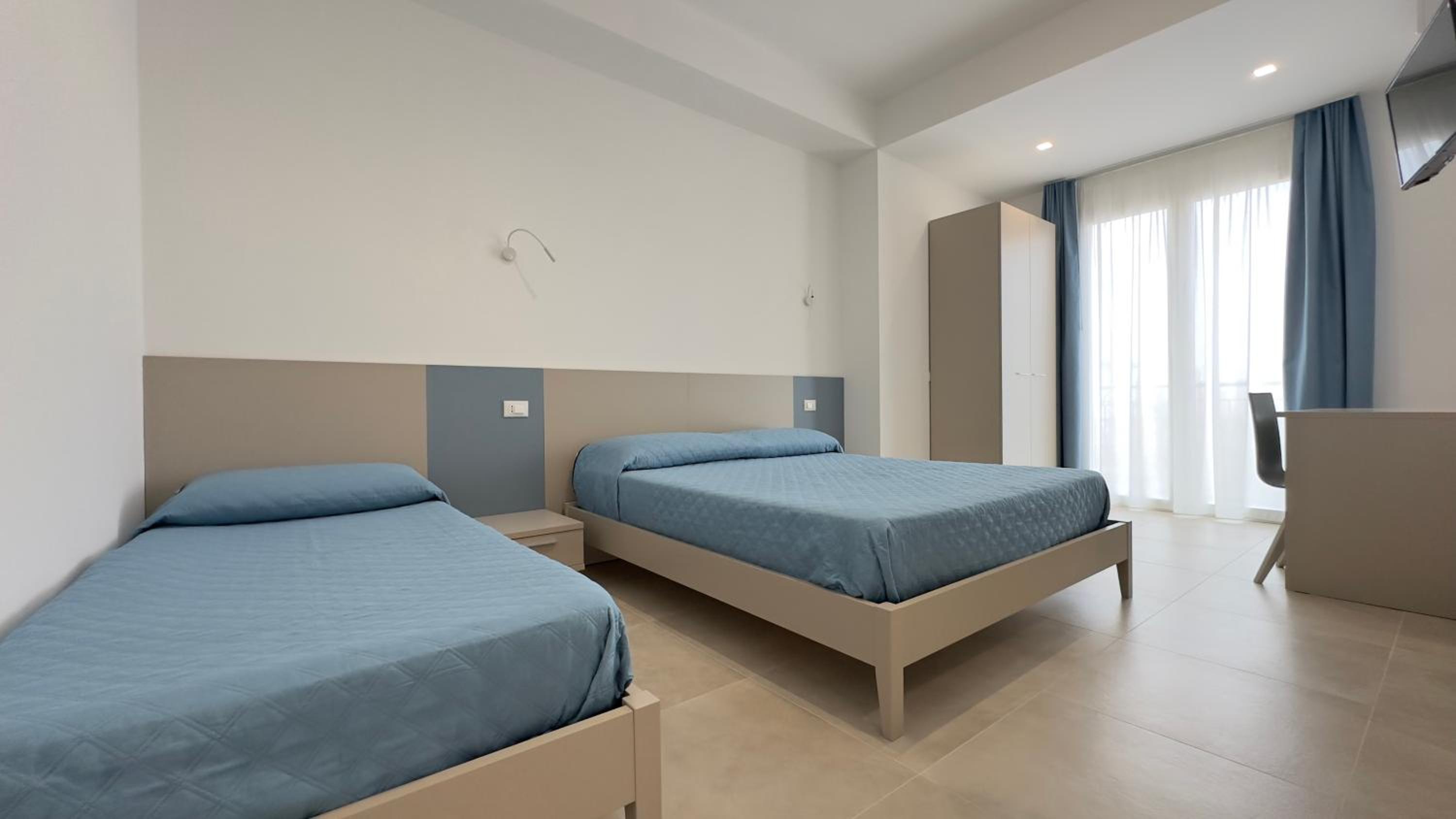 Triple Room with Balcony