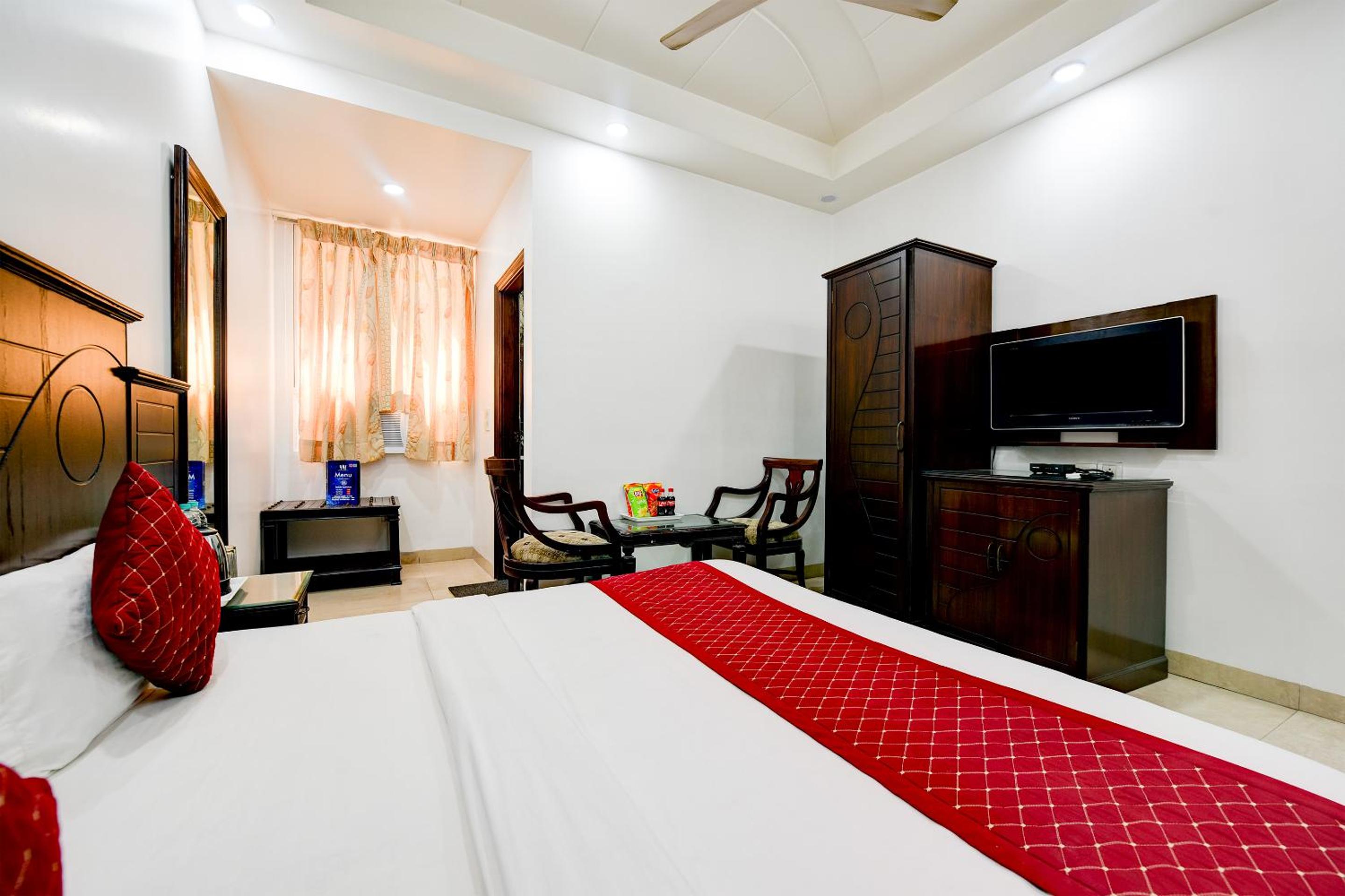 Deluxe Room - Photo 1