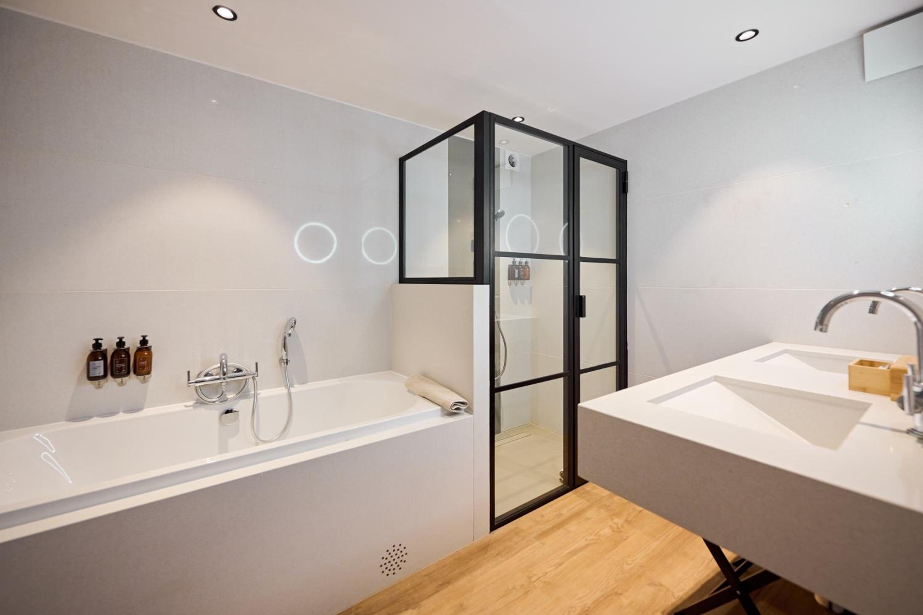 Suite with Garden View photo 3