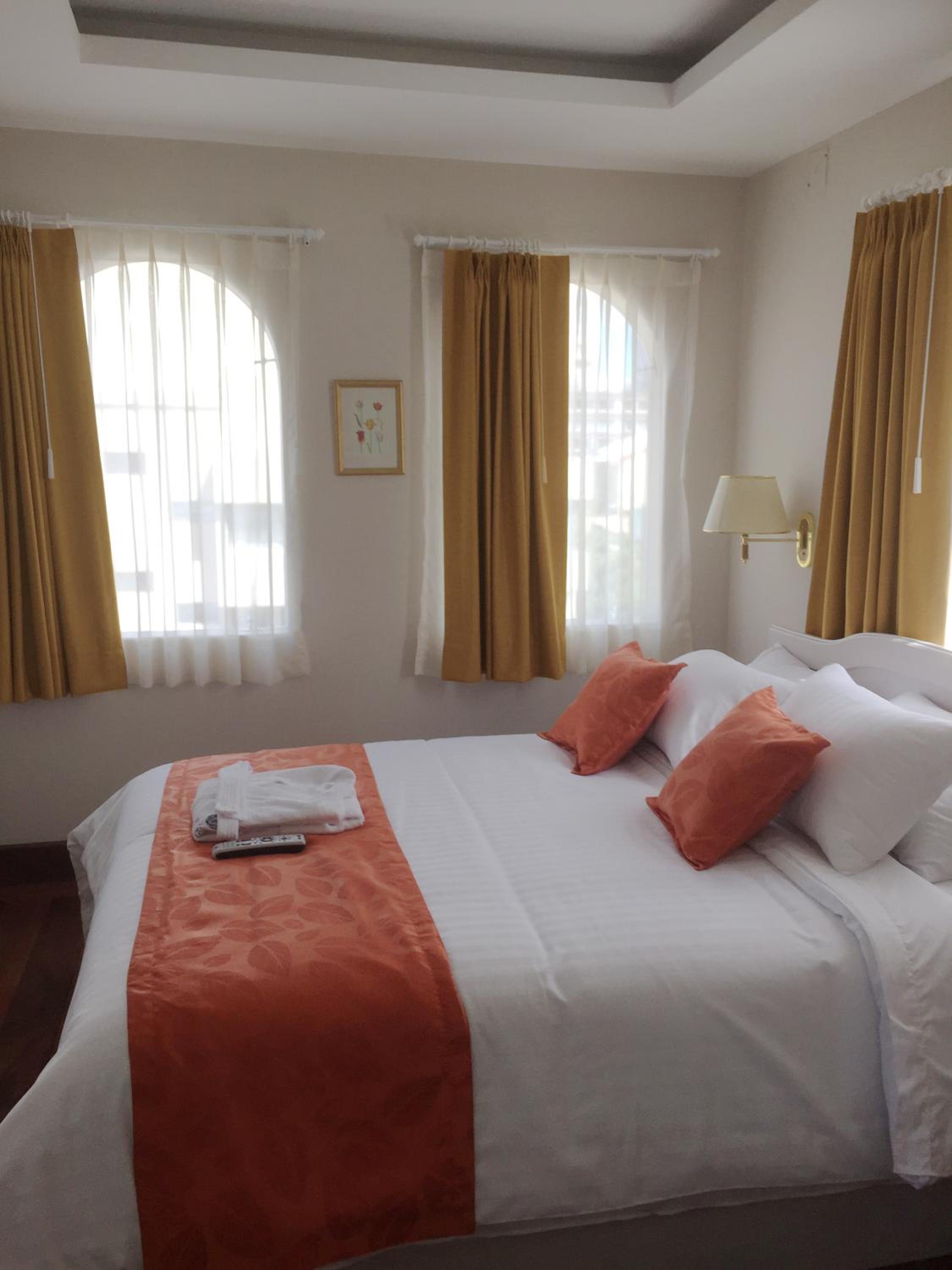 Suite photo 1