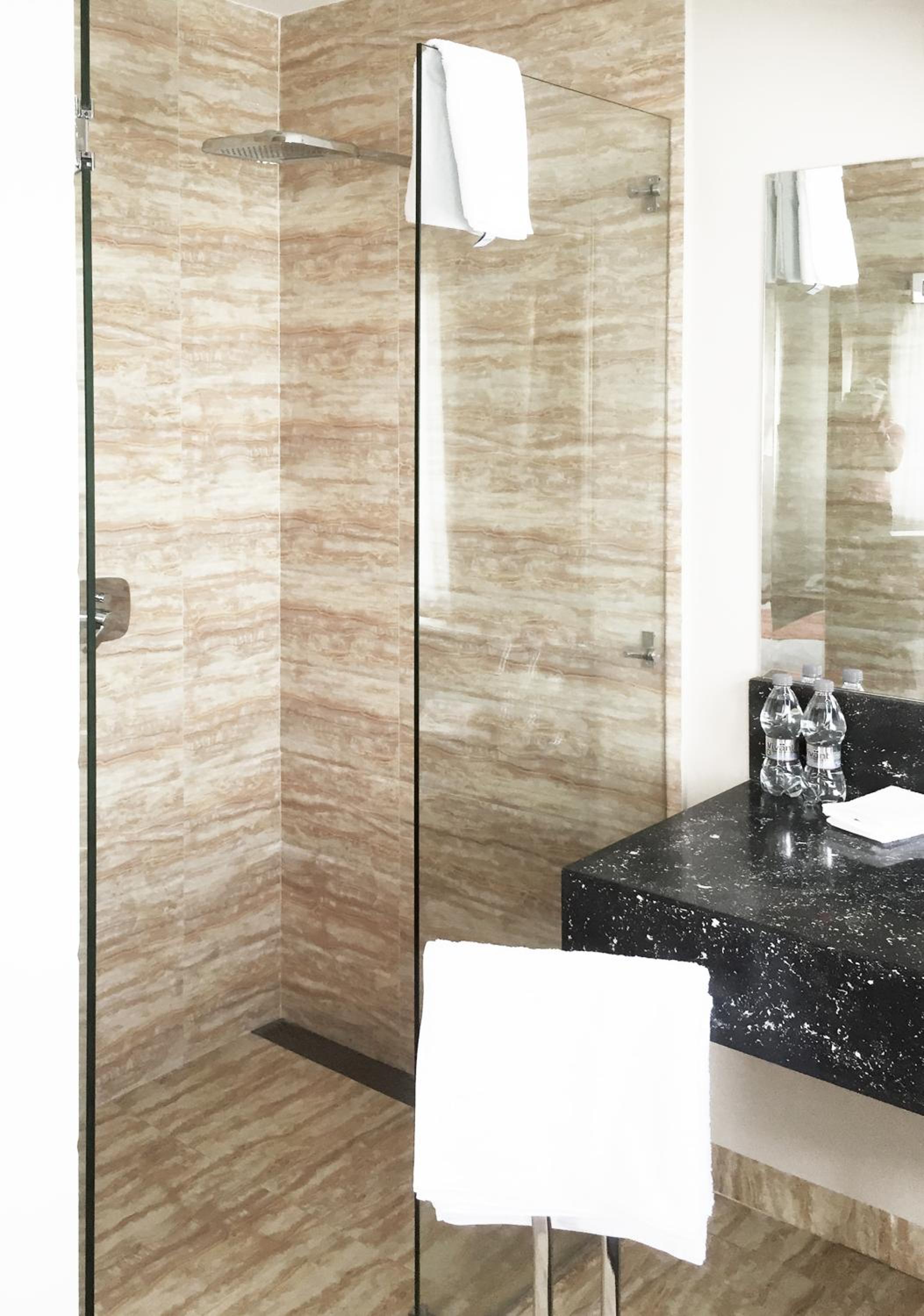 Suite photo 3
