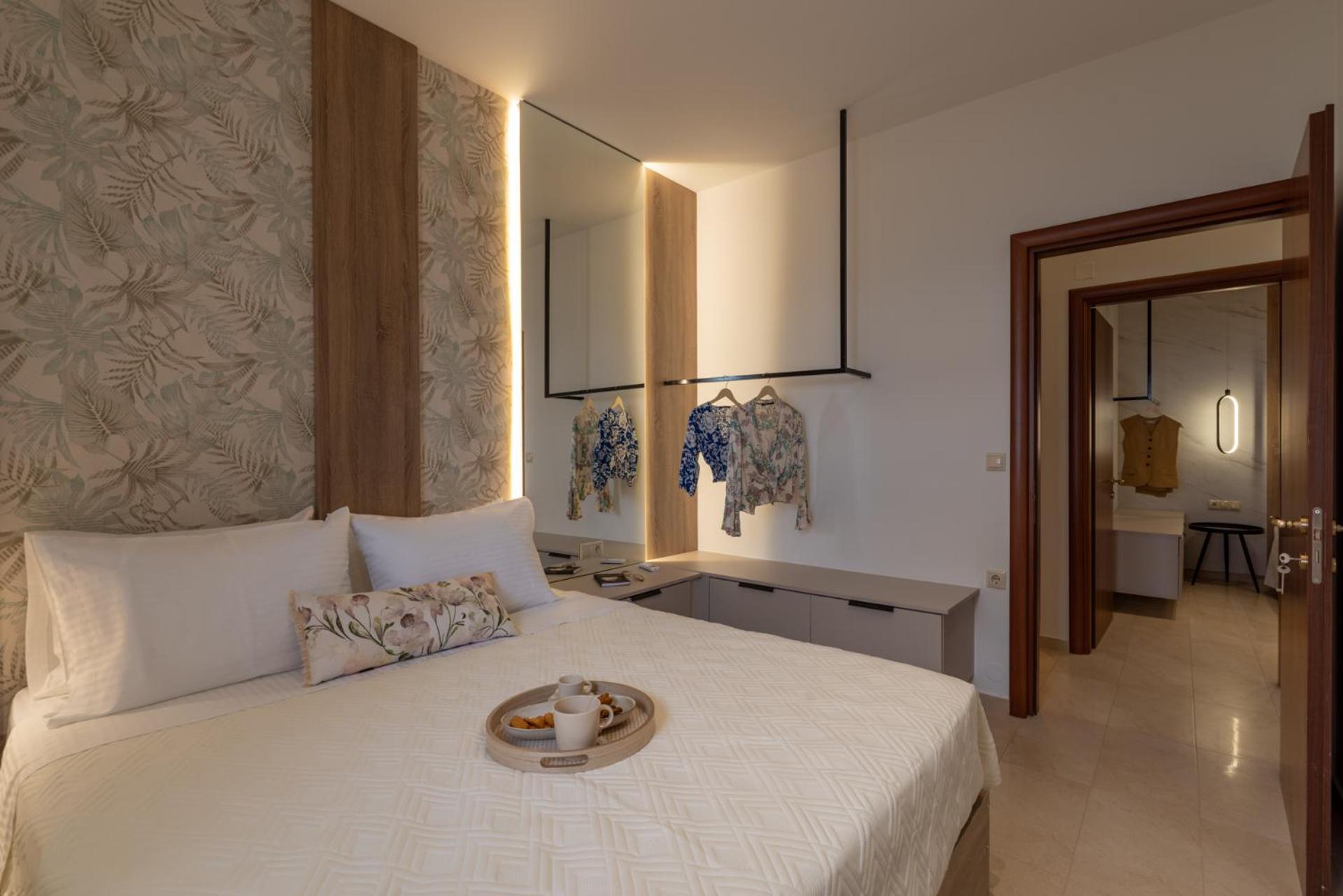 Three-Bedroom Villa photo 1