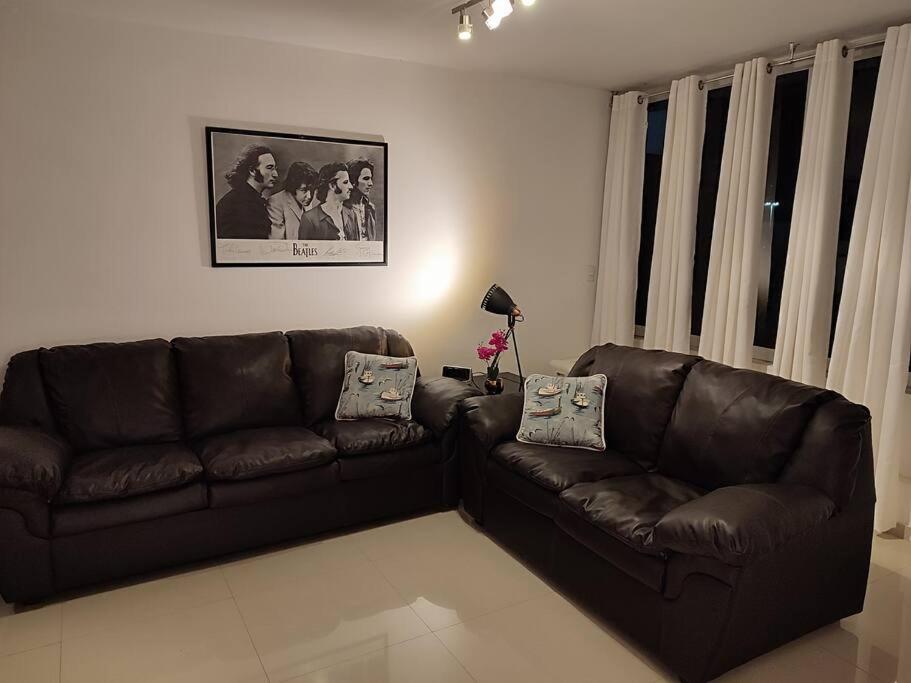 Three-Bedroom Apartment photo 1
