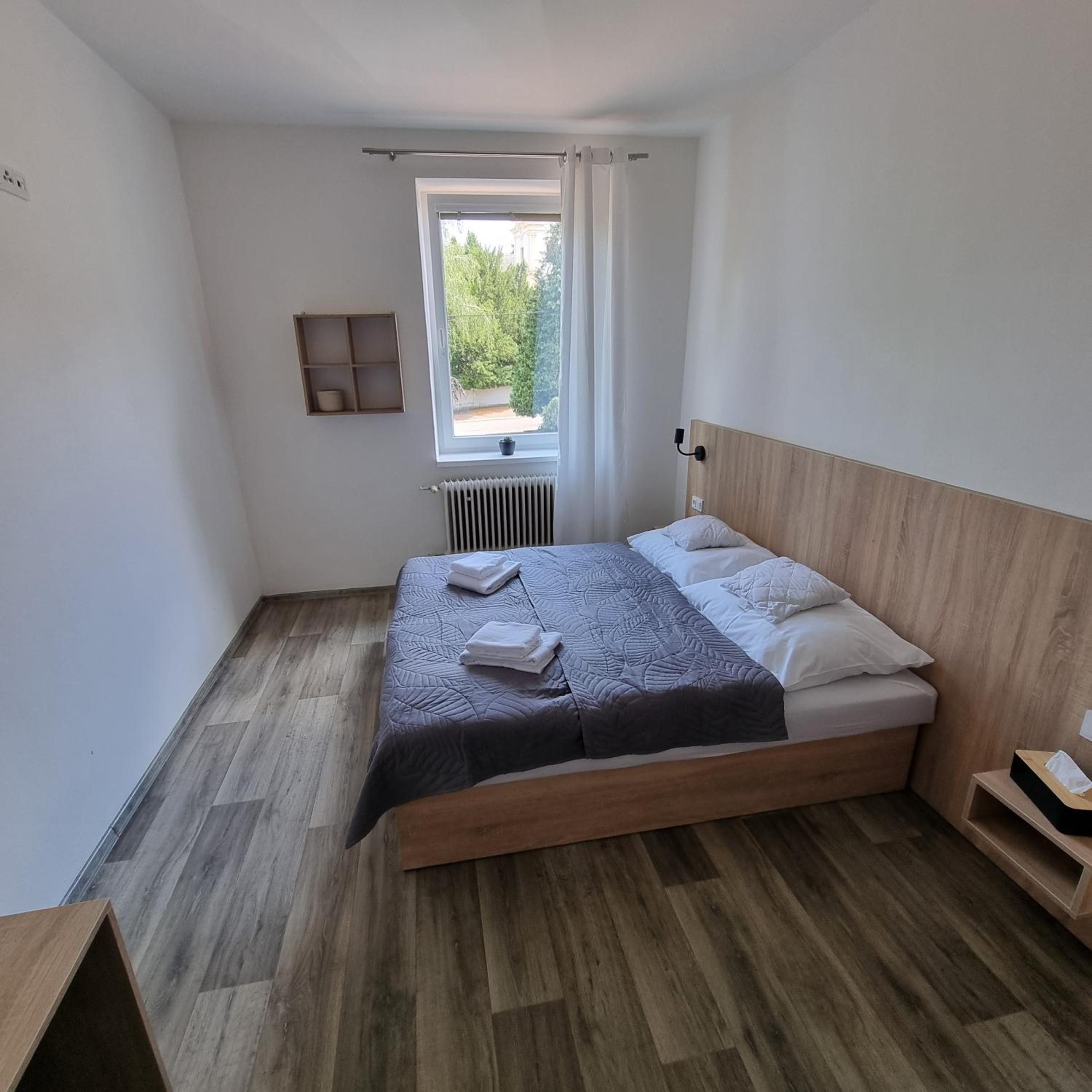 Double or Twin Room with Shared Bathroom photo 3